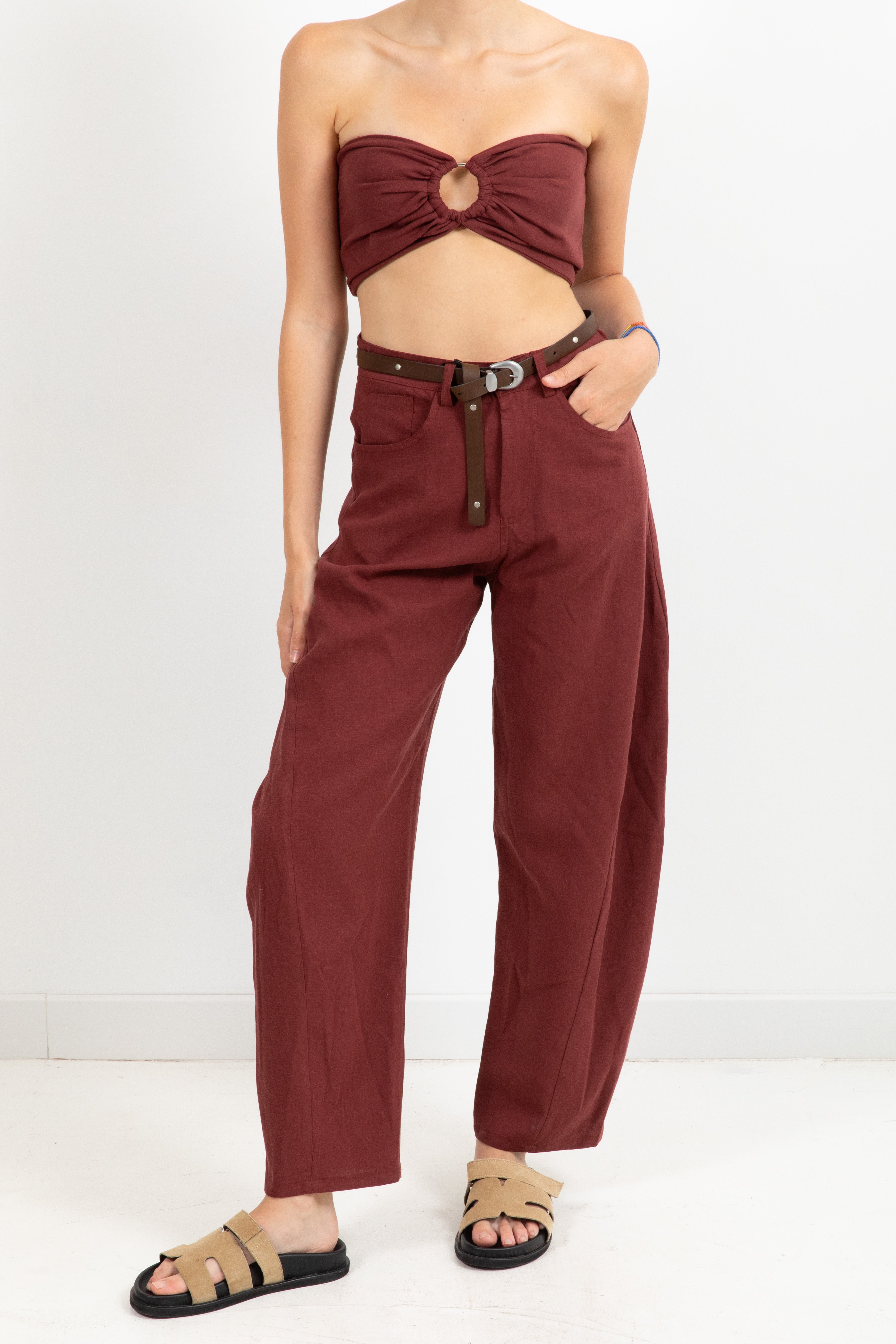 Pantalone egg-fit in lino e viscosa Tensione IN