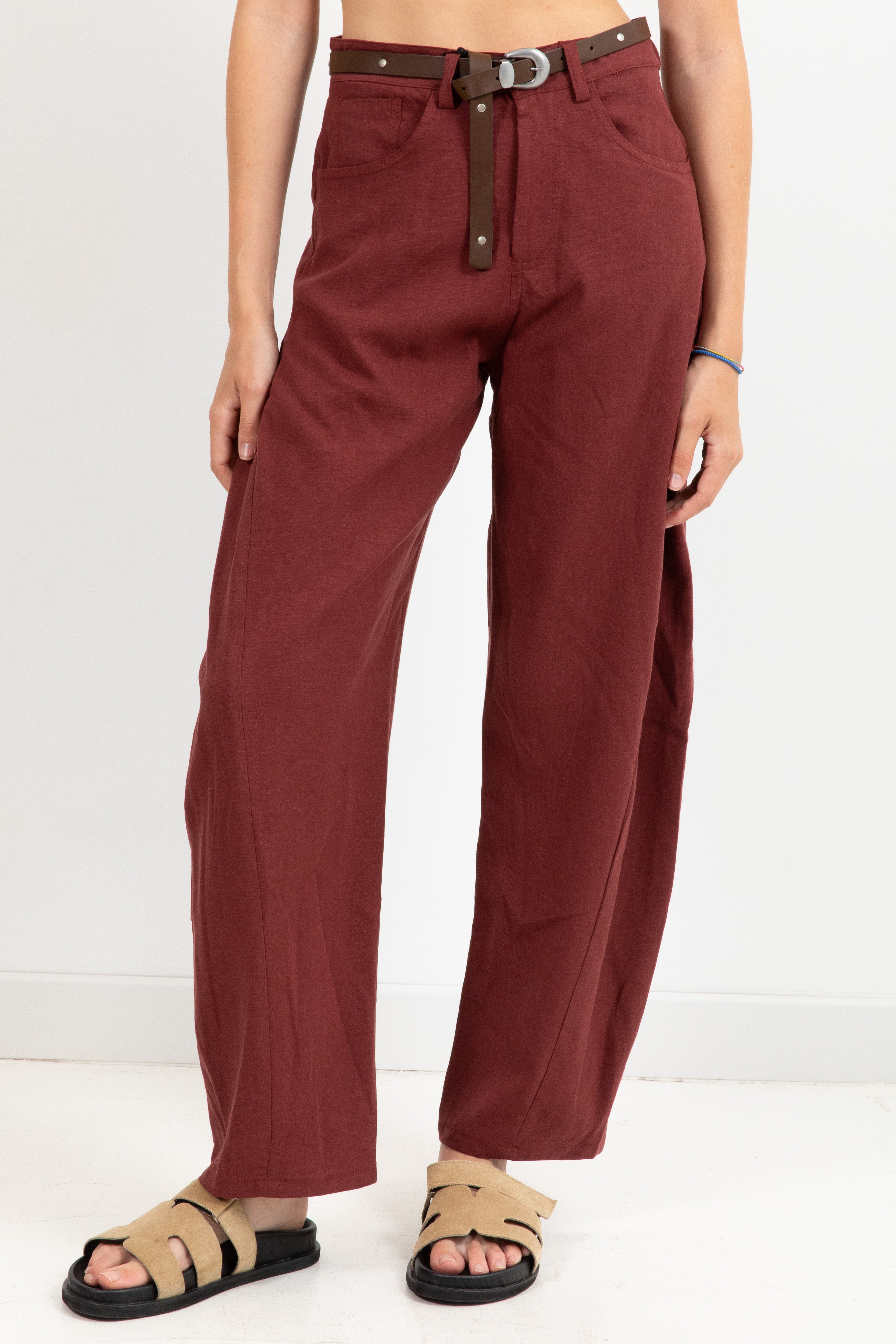 Pantalone egg-fit in lino e viscosa Tensione IN
