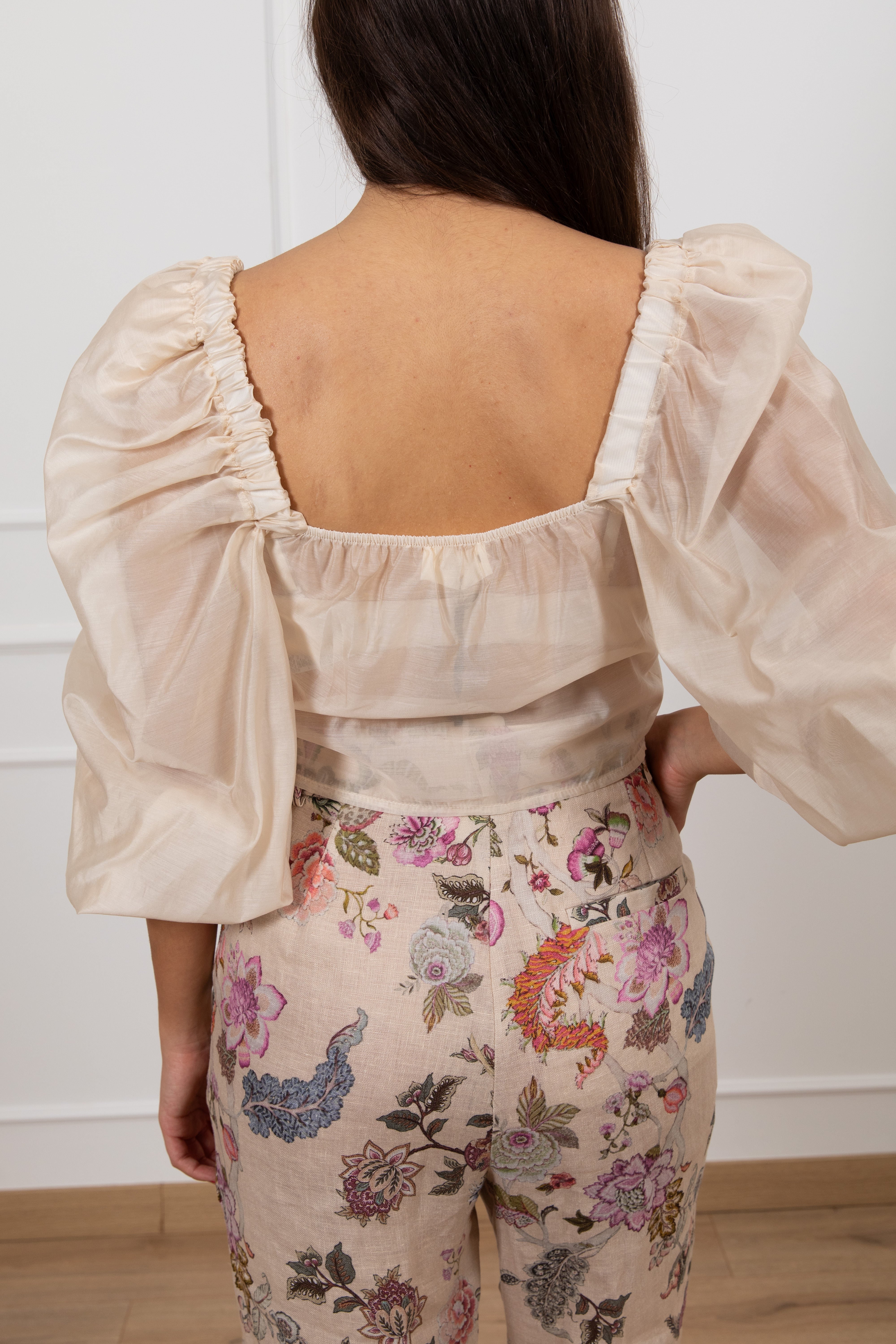 Camicia cropped con manica a sbuffo ViCOLO