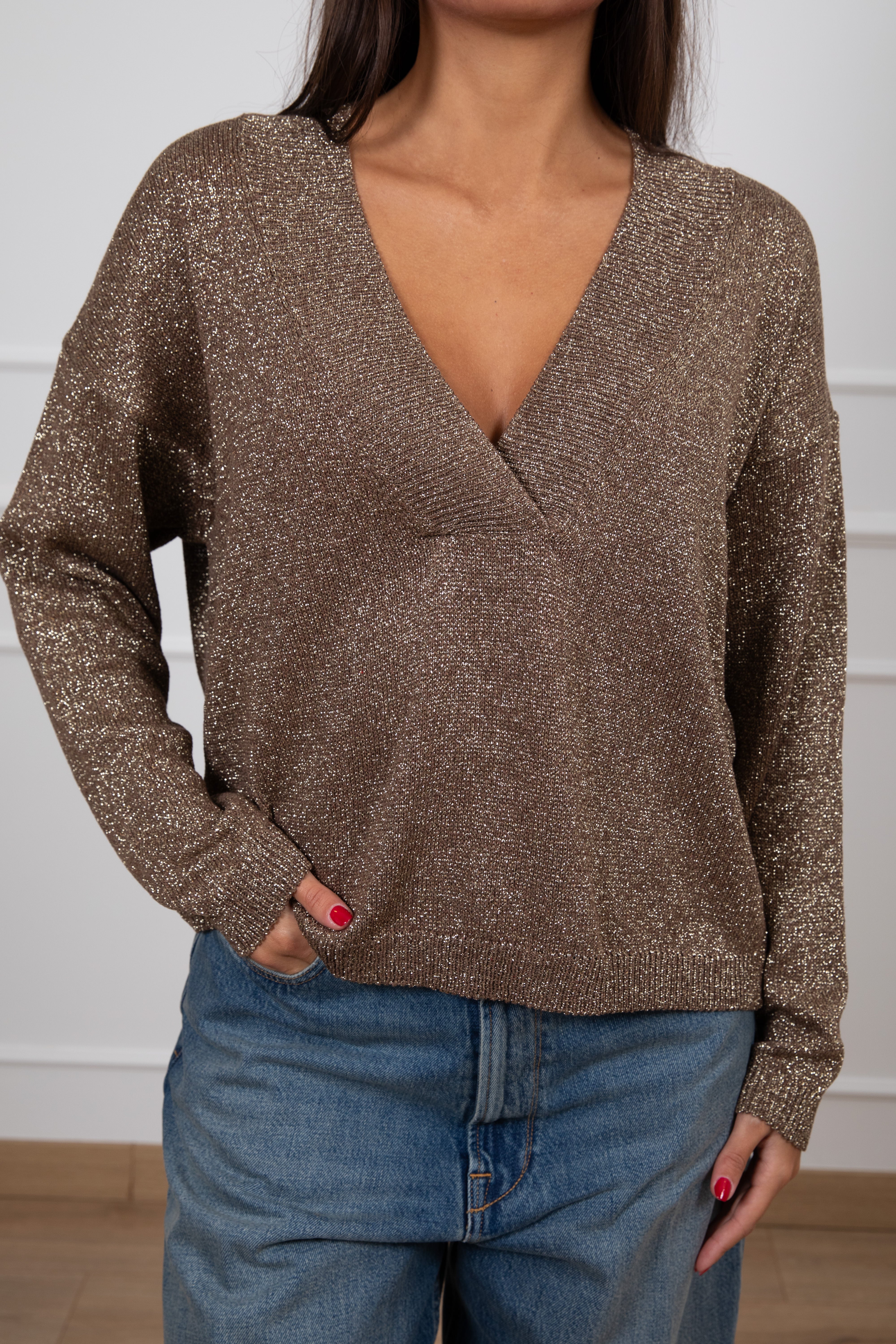 Pull scollo a "V" in lurex Motel