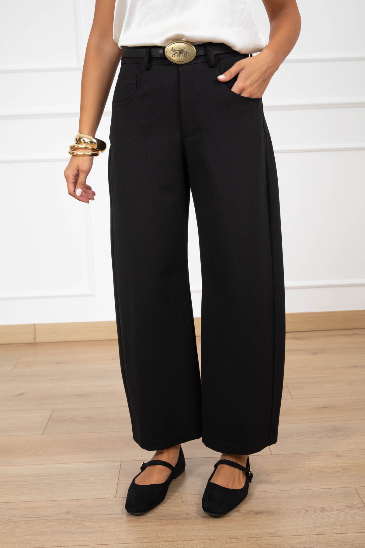 Pantalone 5 tasche in punto milano con cintura placca variante nero Tensione IN