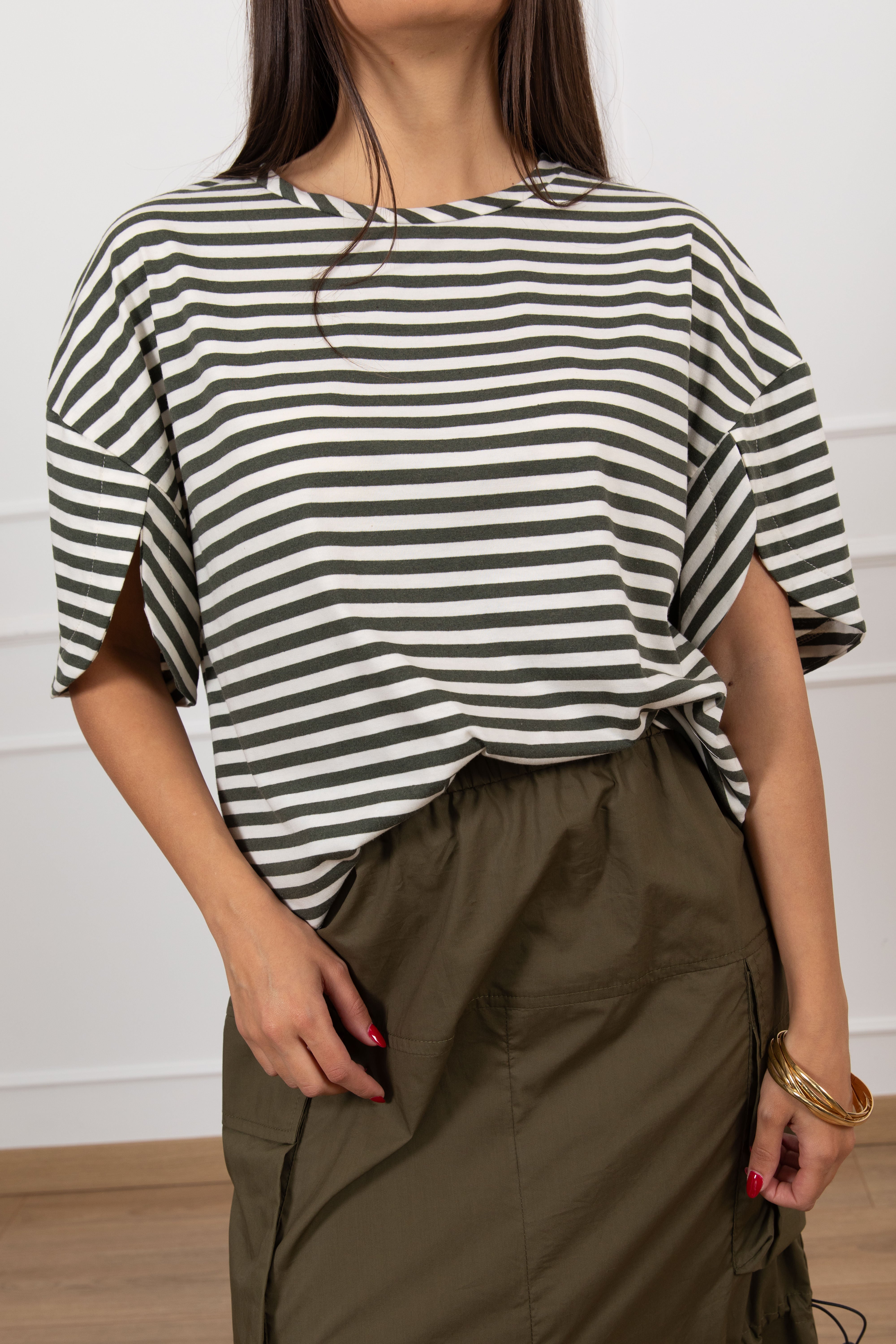 T-shirt scatoletta a righe ViCOLO