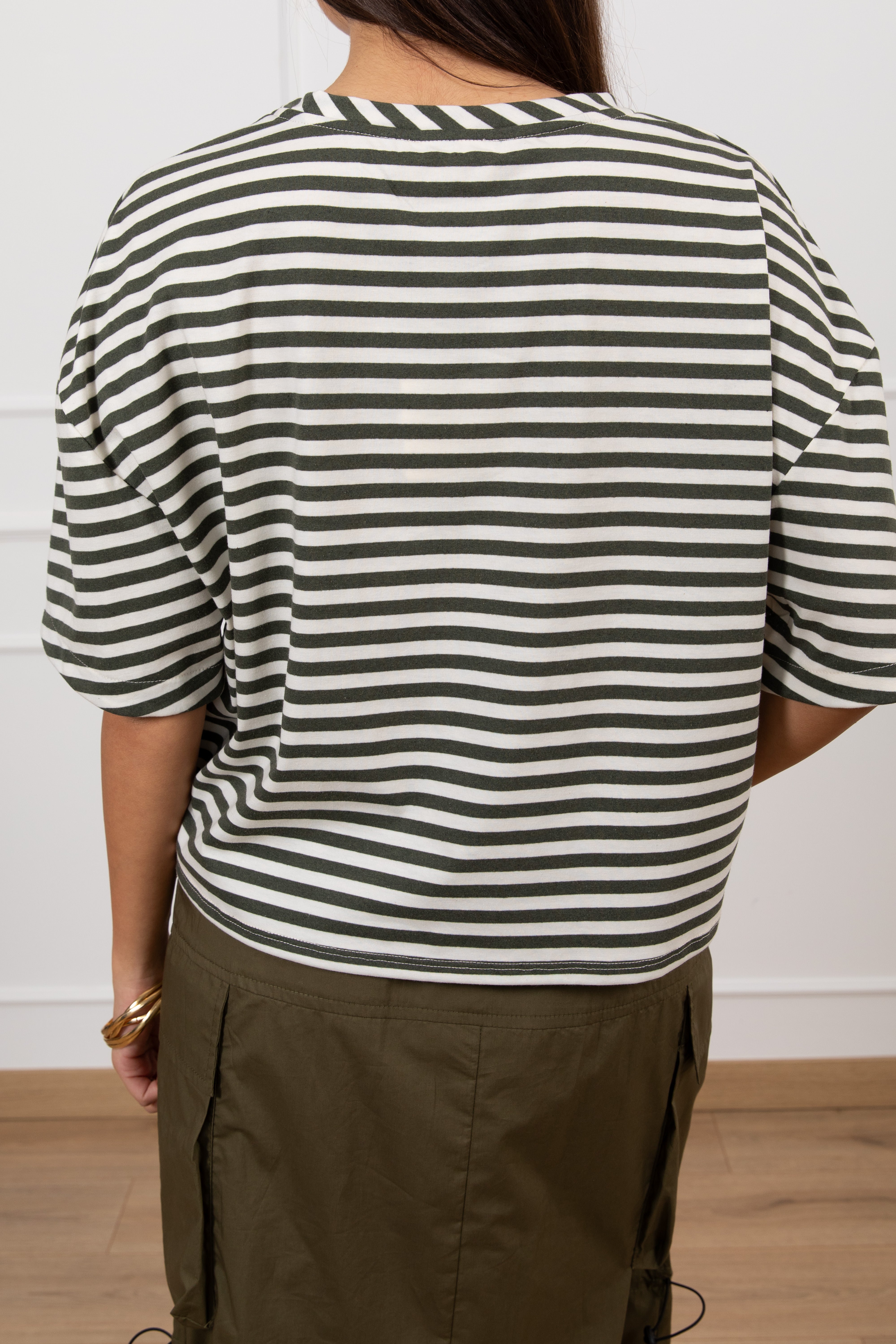 T-shirt scatoletta a righe ViCOLO