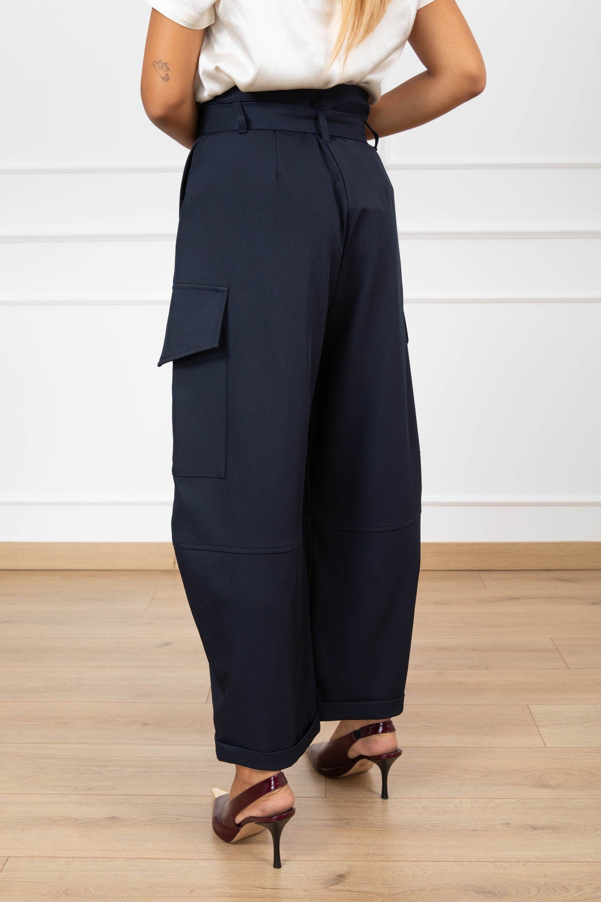 Pantalone cargo in tessuto tecnico variante blu Haveone