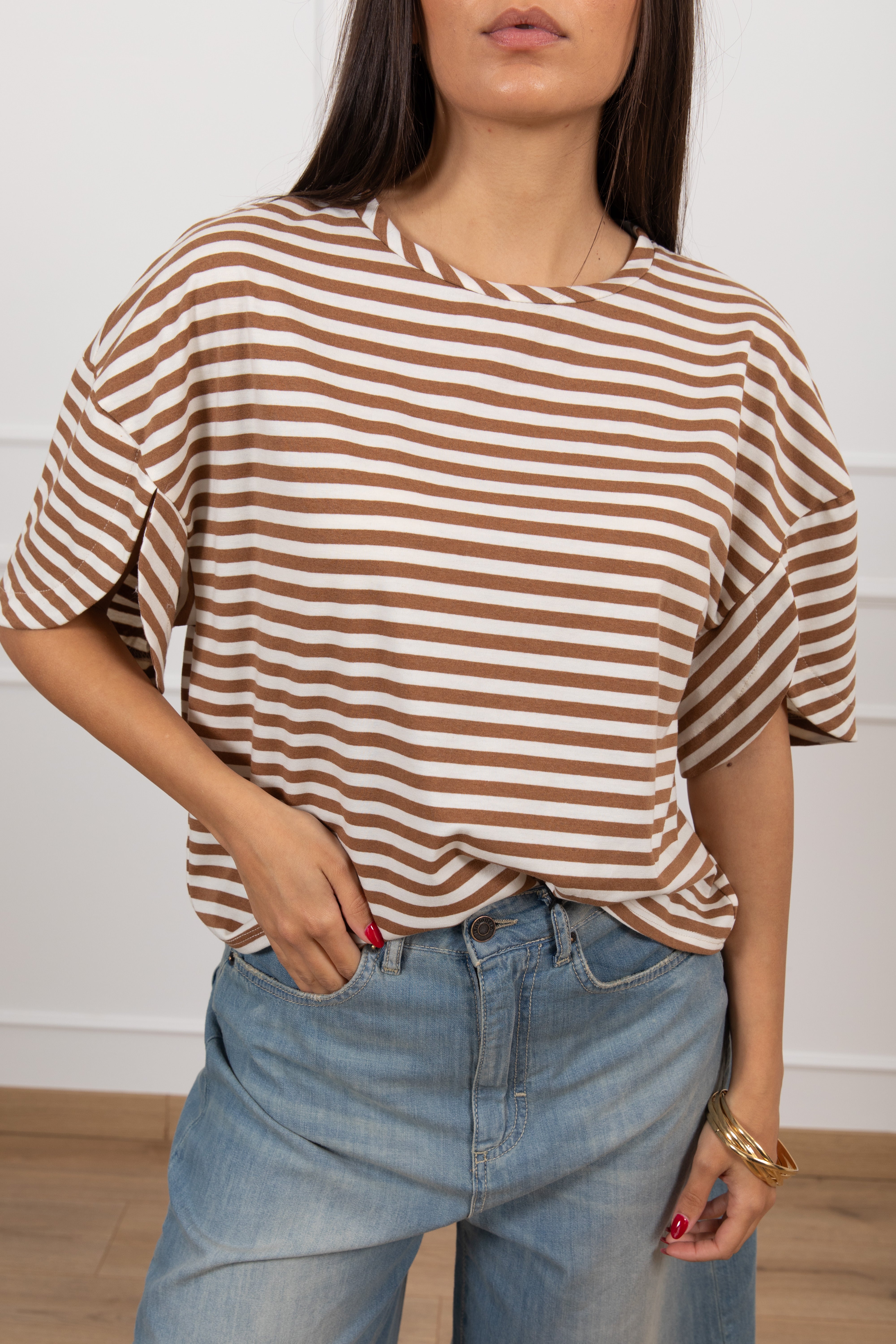 T-shirt scatoletta a righe ViCOLO