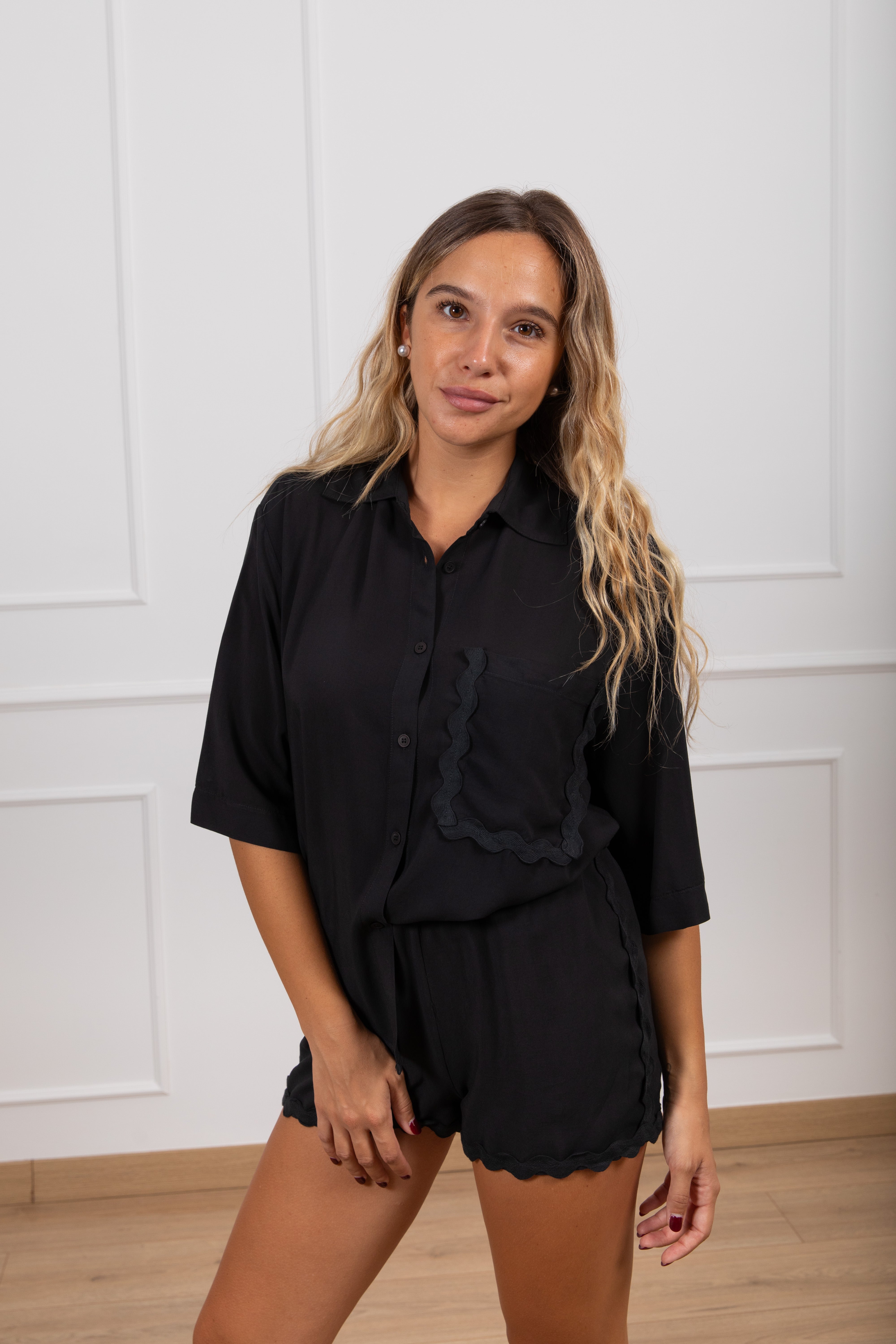 Camicia con tasca passamaneria Haveone