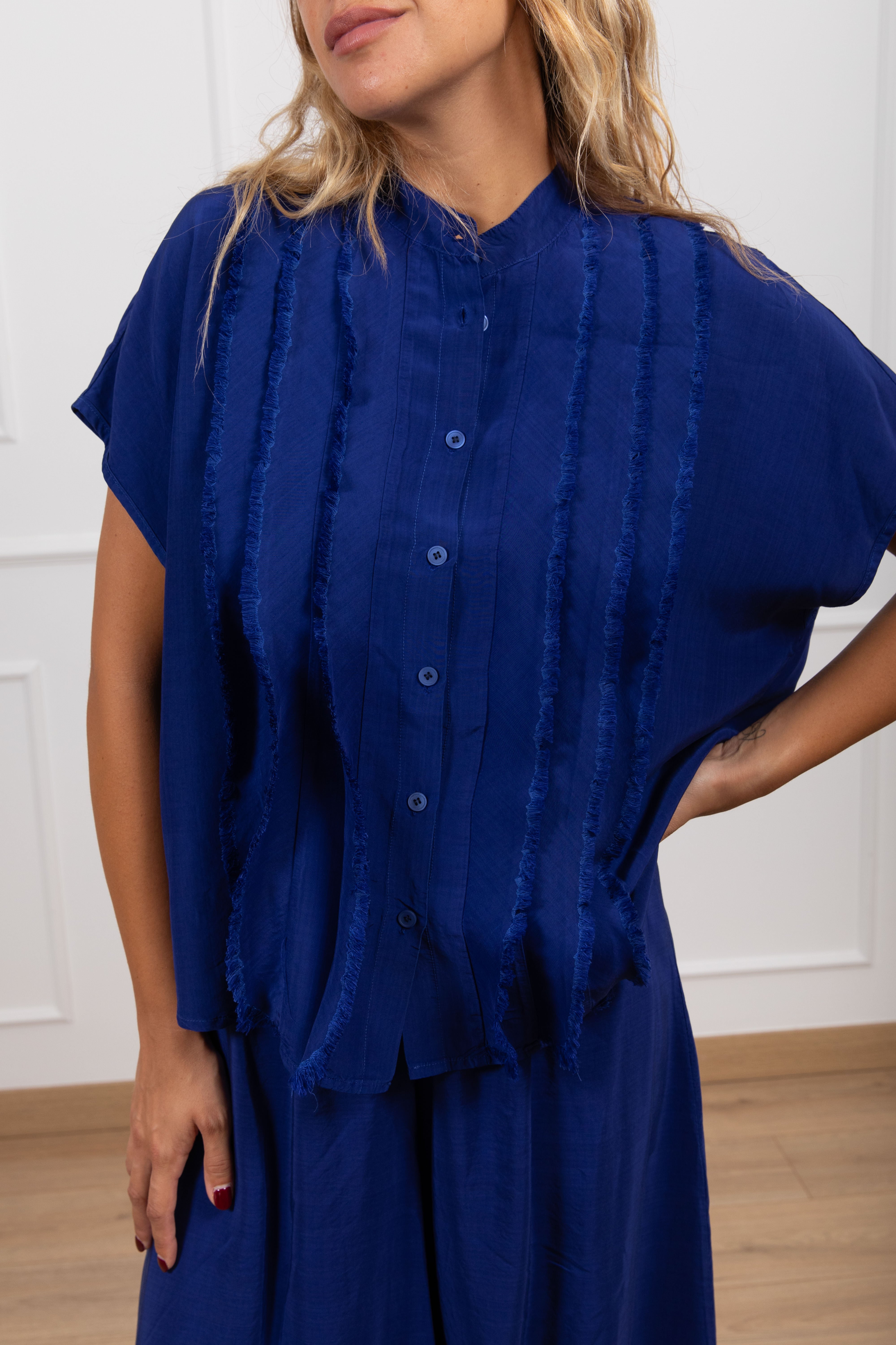 Camicia in viscosa con rouches sfrangiate Tensione IN