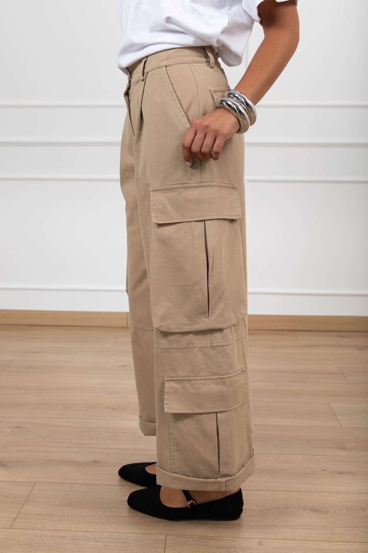 Pantalone cargo con pinces variante beige ViCOLO