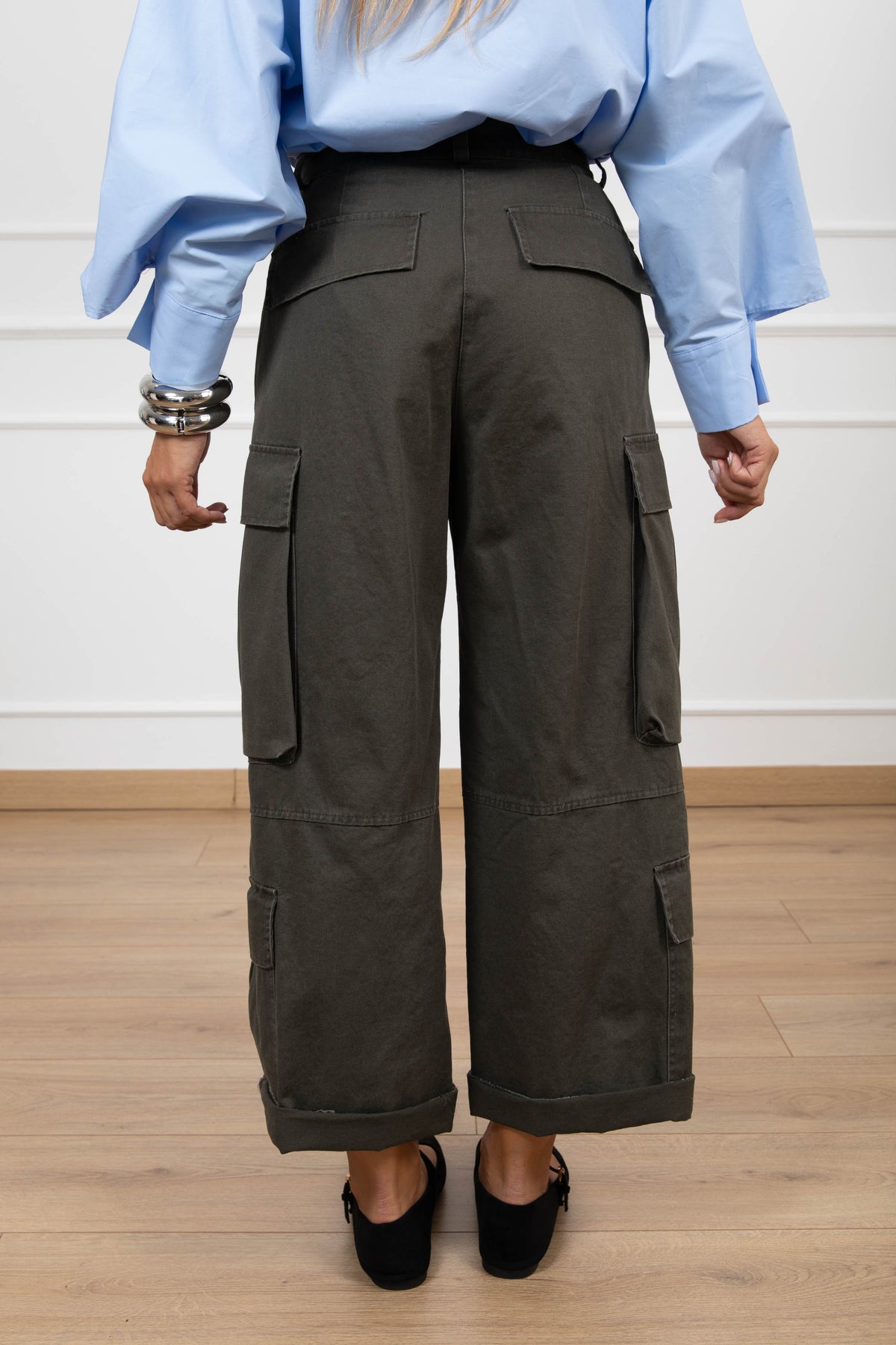Pantalone cargo con pinces variante militare ViCOLO