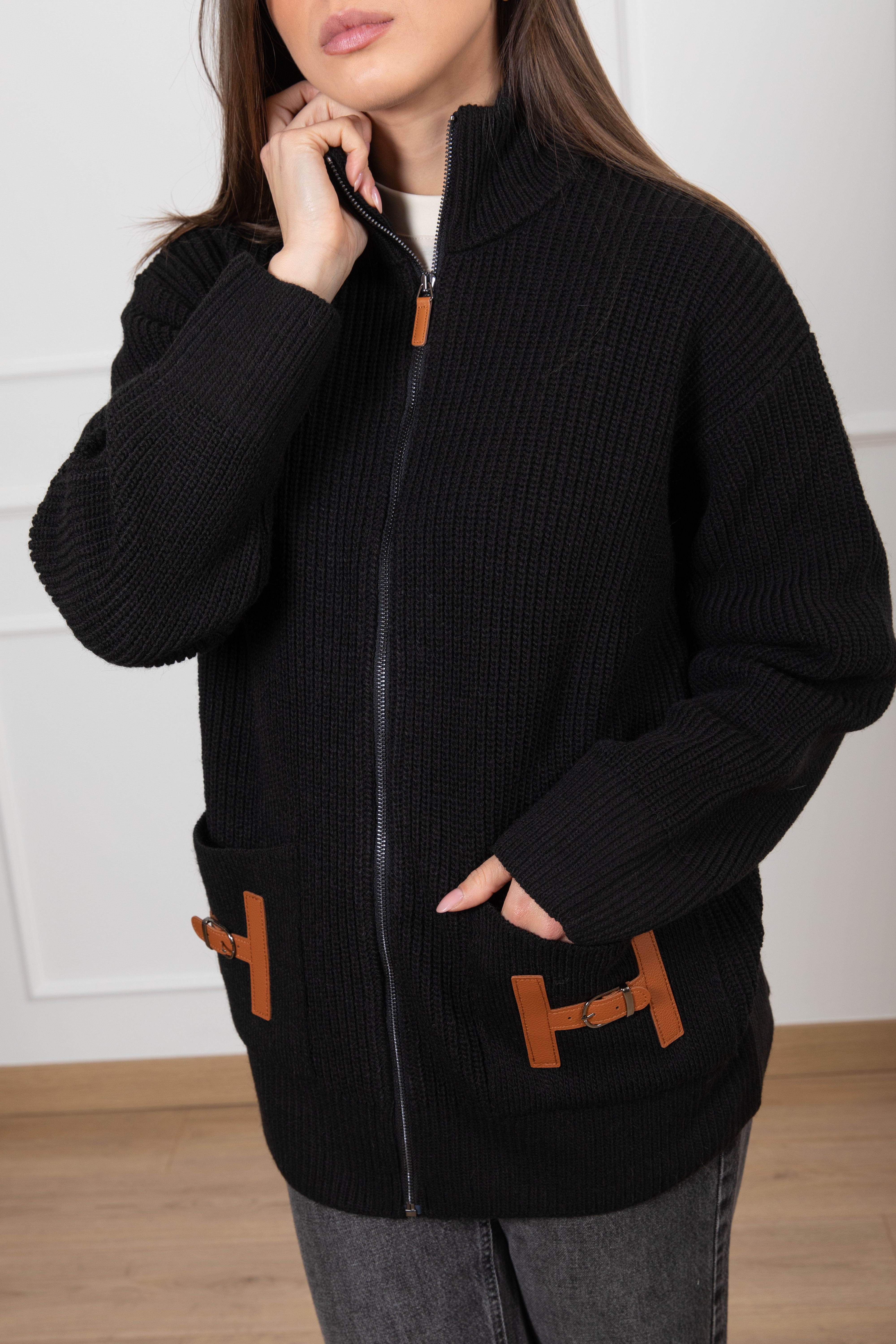 Pull con zip "H" in eco-pelle Tensione IN
