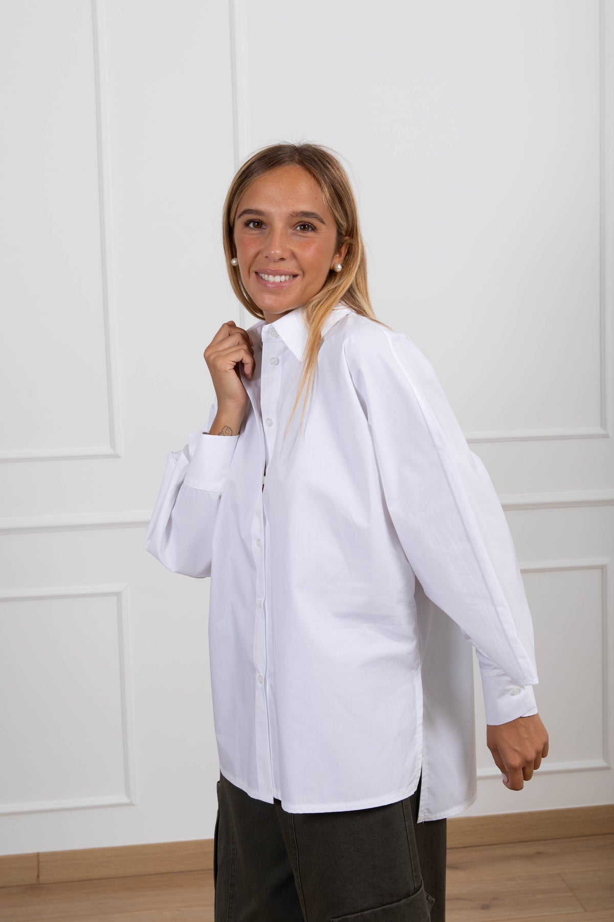 Camicia con foro polsino variante bianco ViCOLO