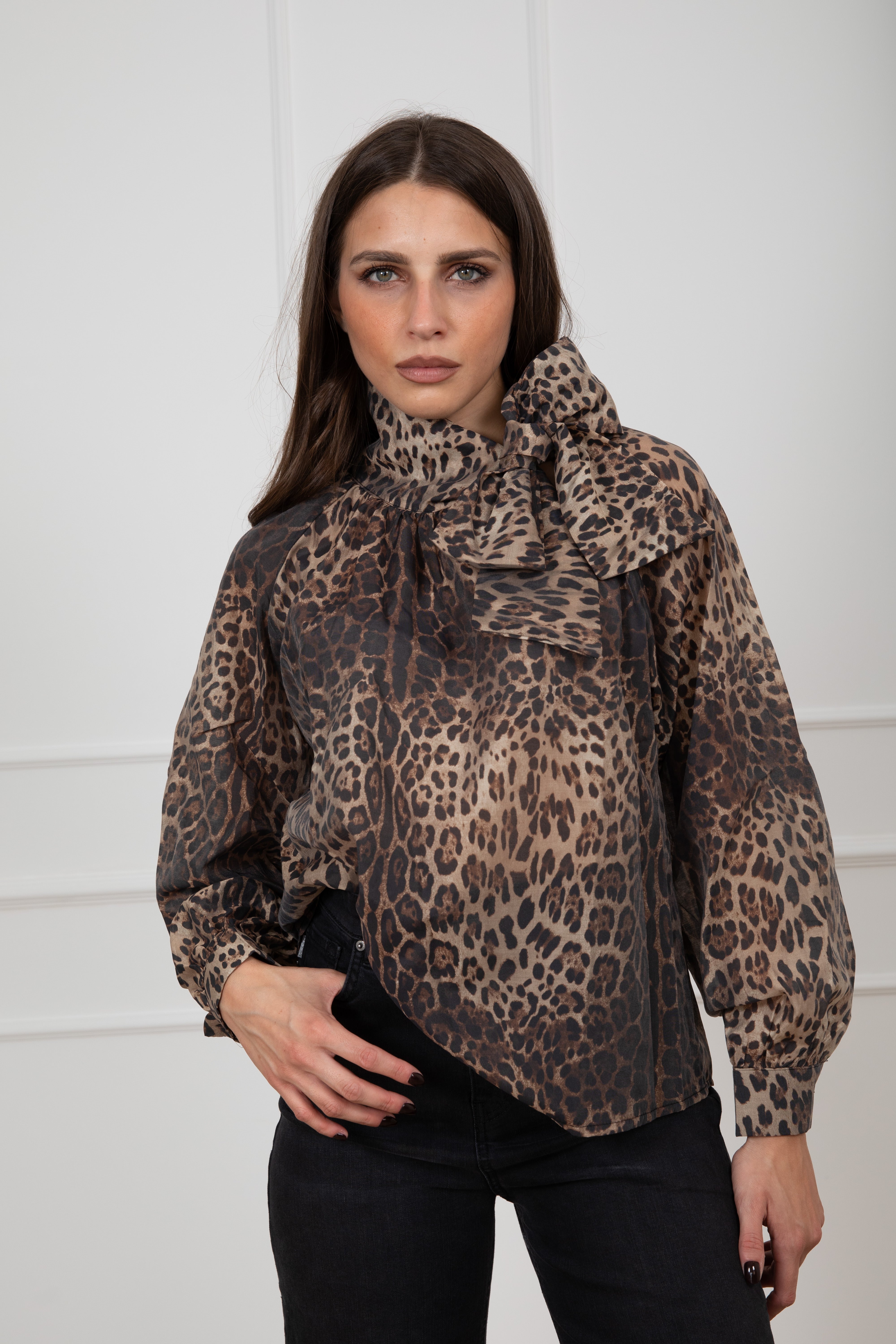 Blusa animalier con fiocco Susy Mix