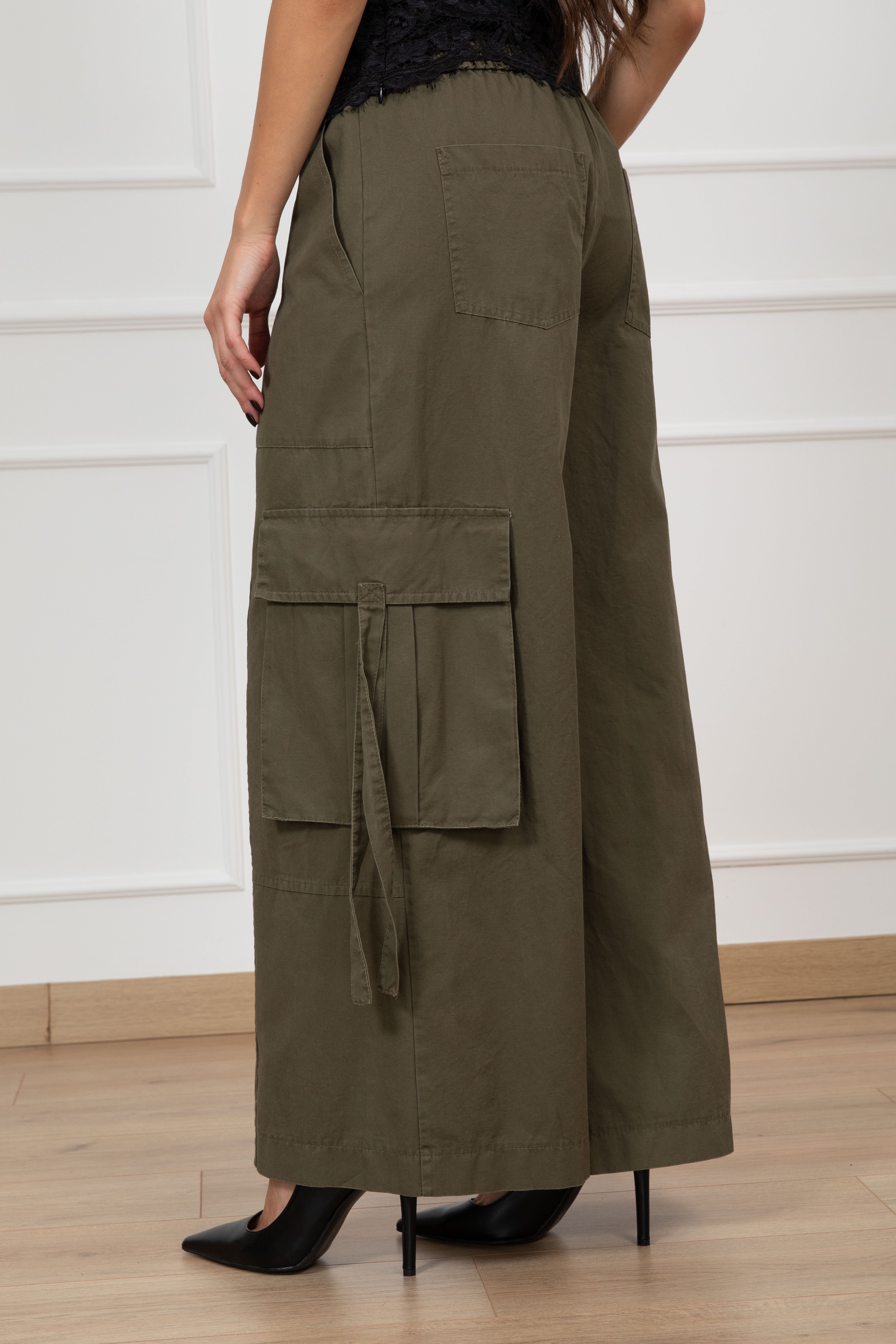 Pantalone cargo con gamba larga Tensione IN