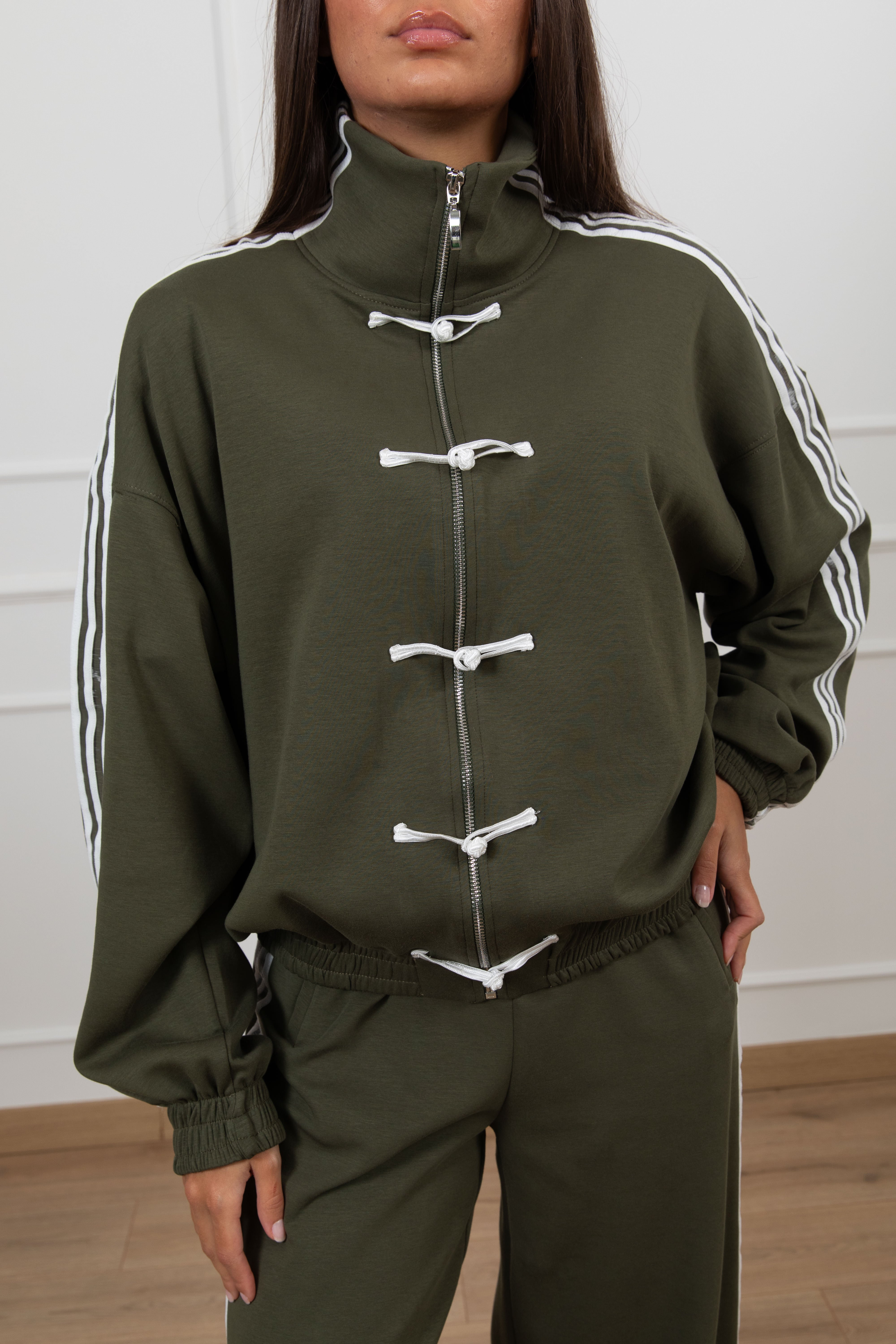 Felpa zip con bande laterali e alamari Tensione IN