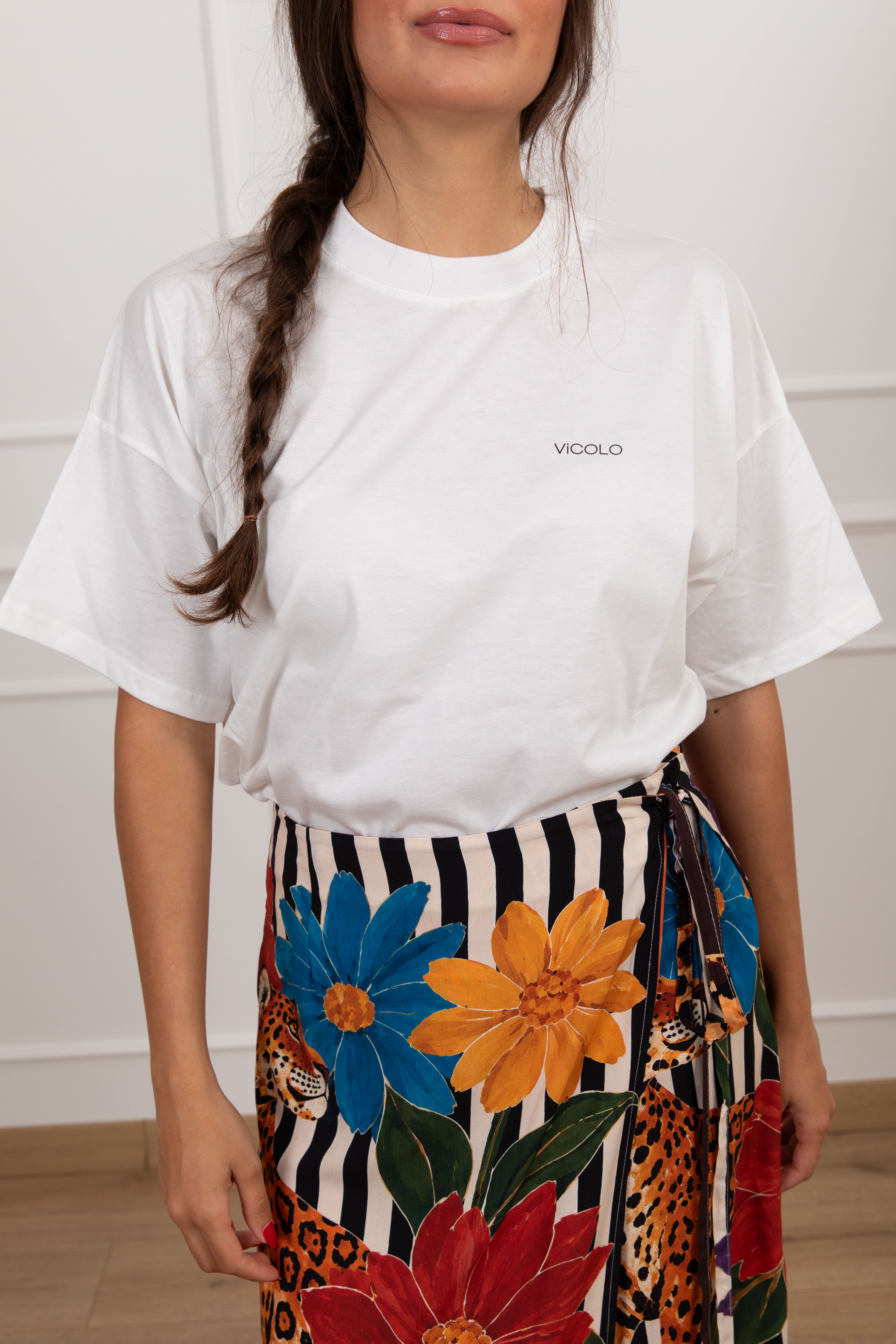 T-shirt stampa tiger sul retro ViCOLO
