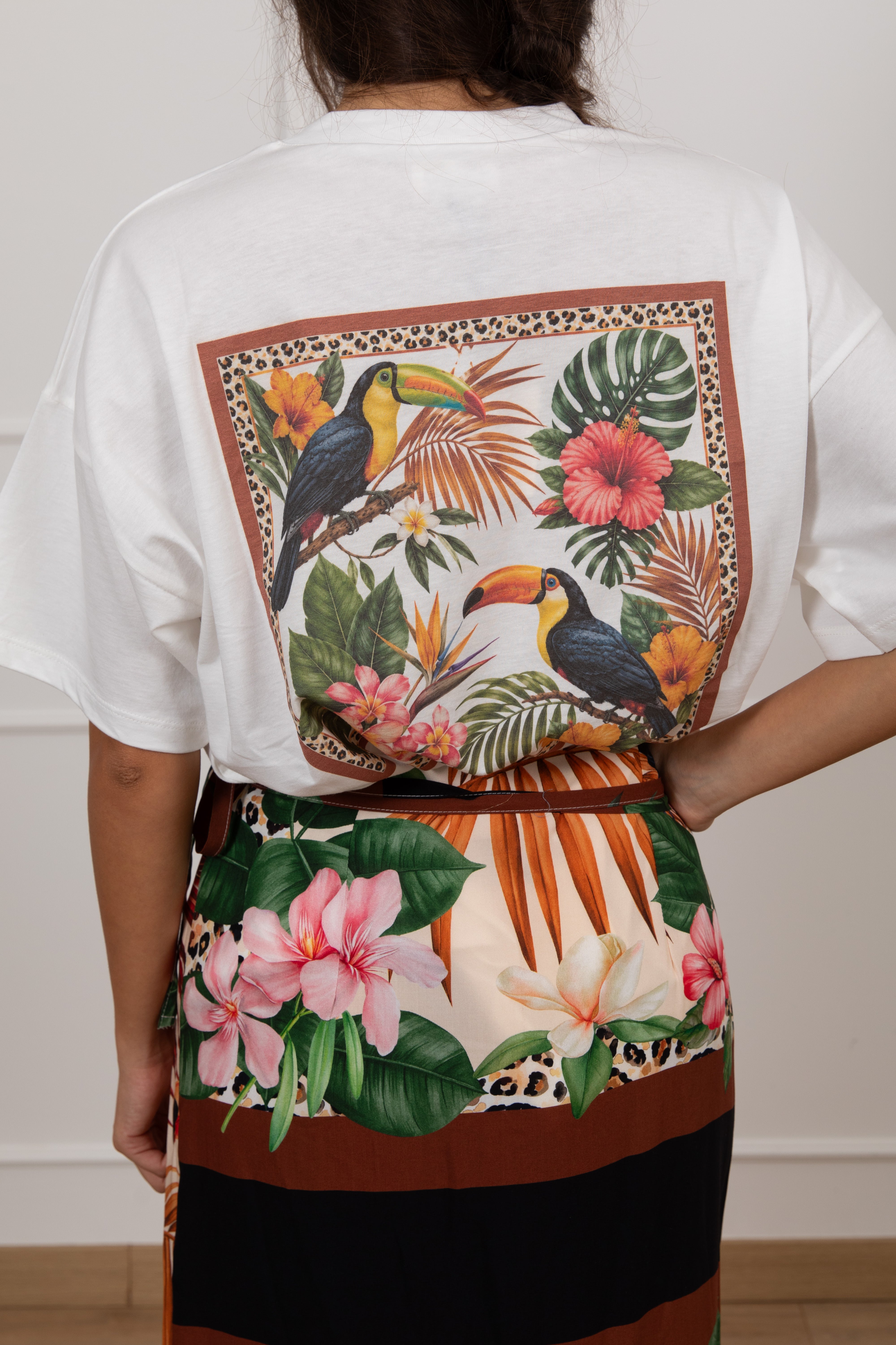 T-shirt stampa tucano sul retro ViCOLO