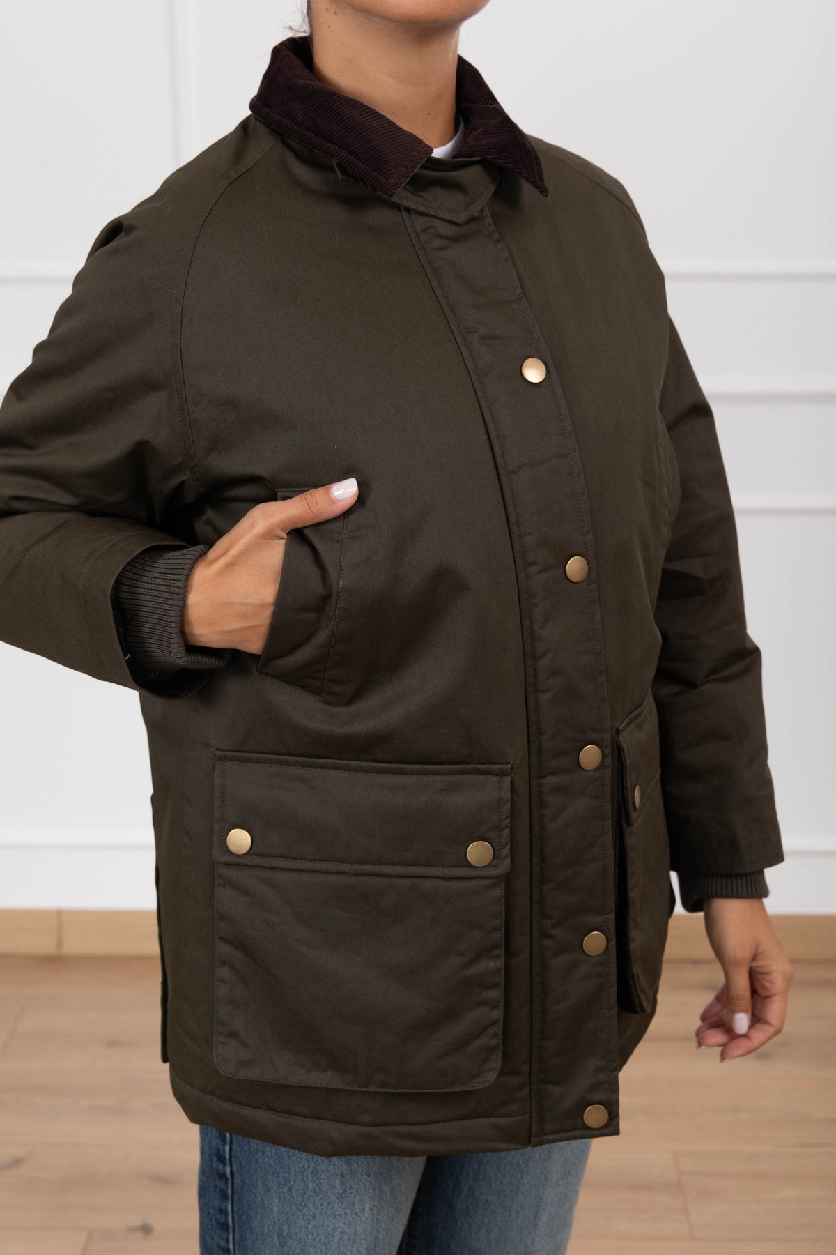 PRE ORDER 28/09 Field jacket regular con colletto in velluto a coste variante militare Tensione IN
