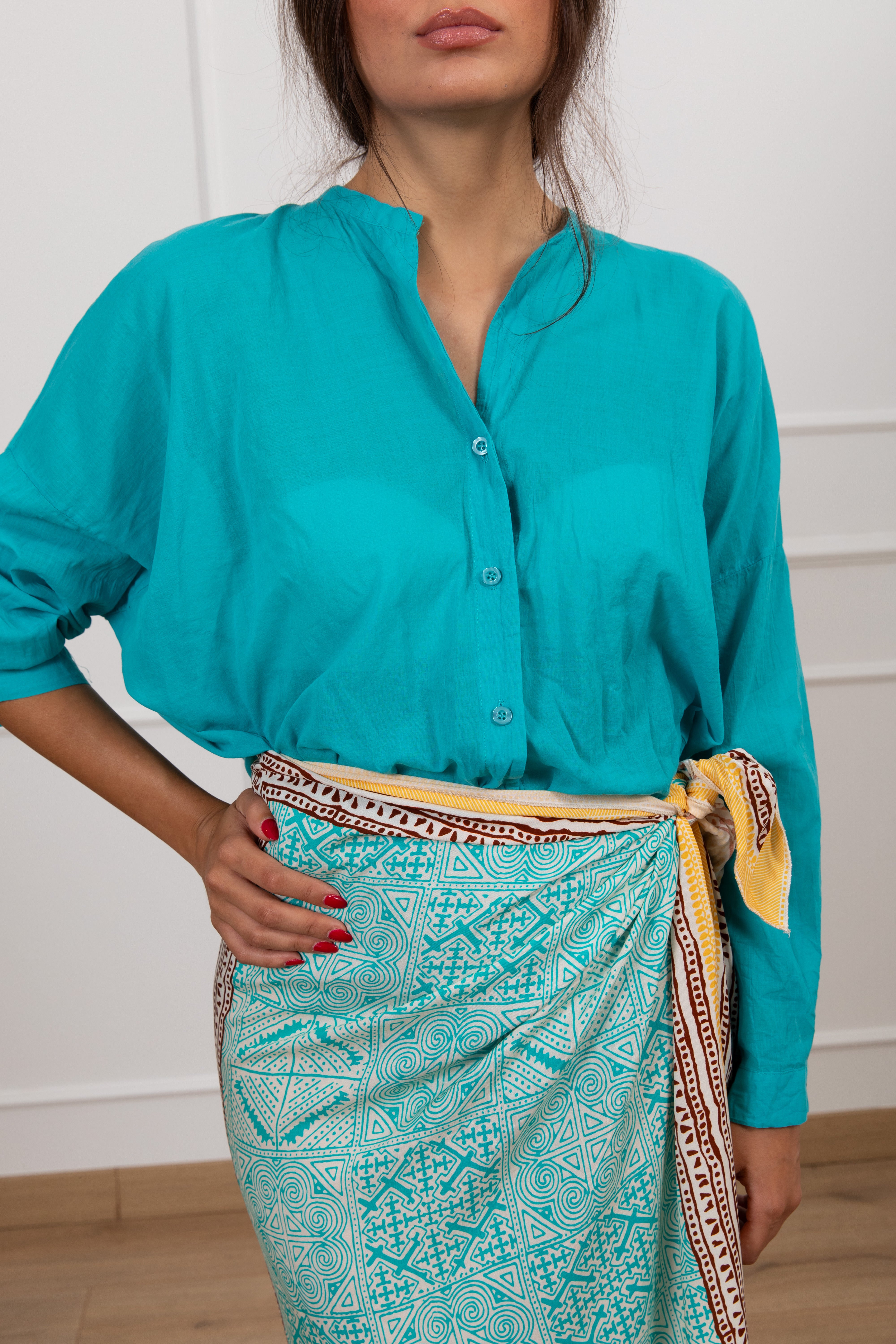 Camicia in mussola con nodo Tensione IN
