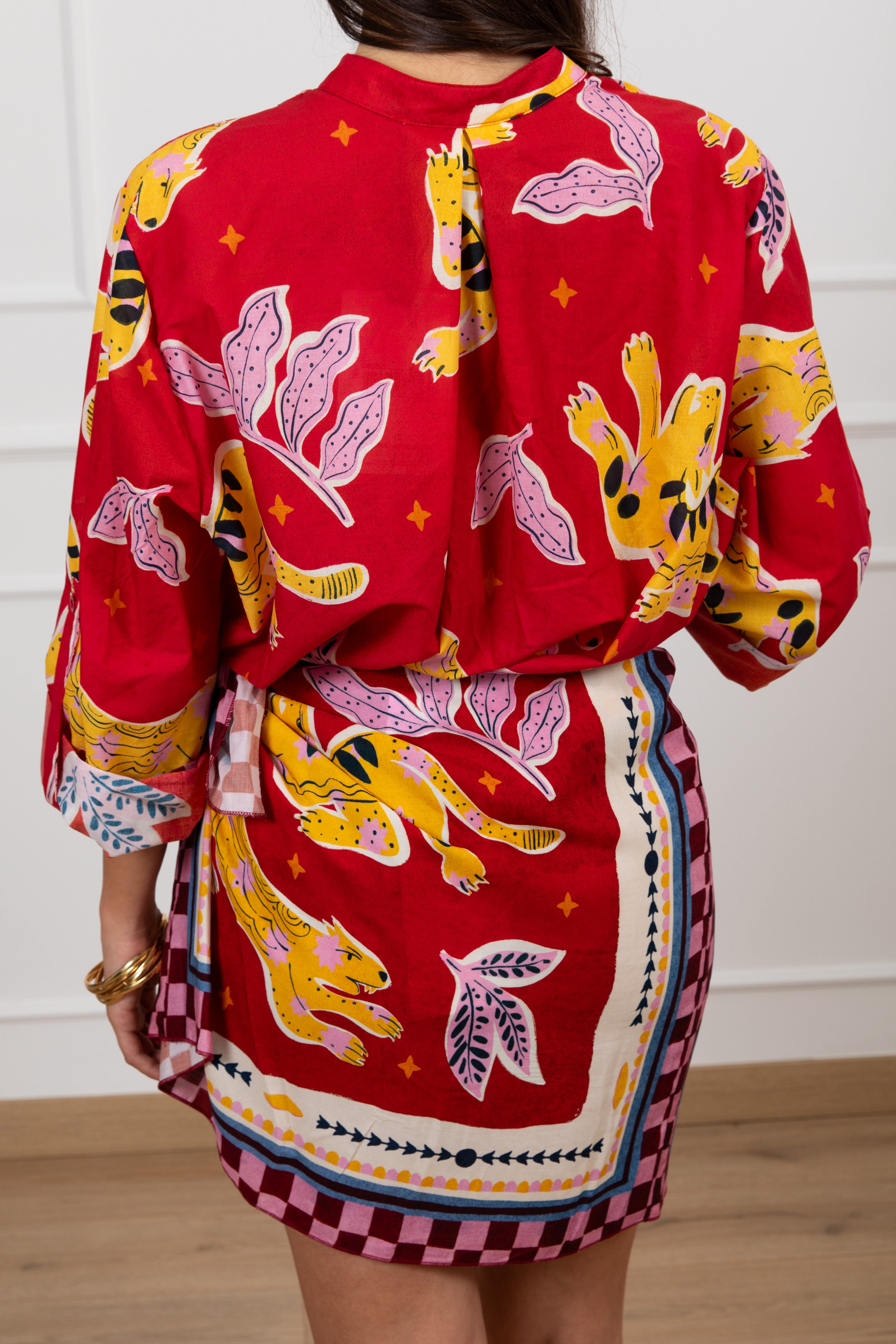 Camicia stampa stilizzata con collo alla coreana Haveone