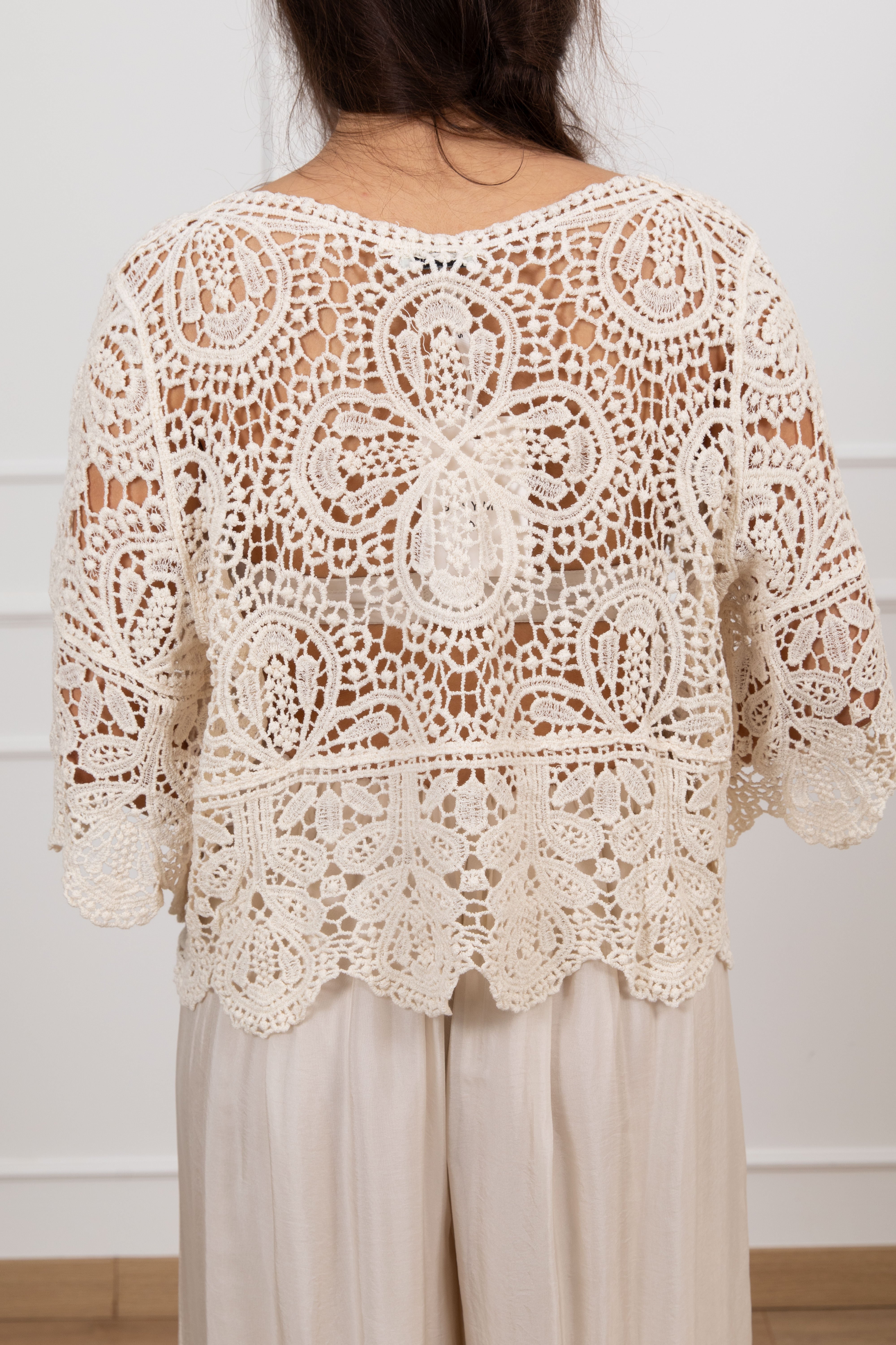 Maglia crochet a scatoletta con scollo a barchetta Susy Mix