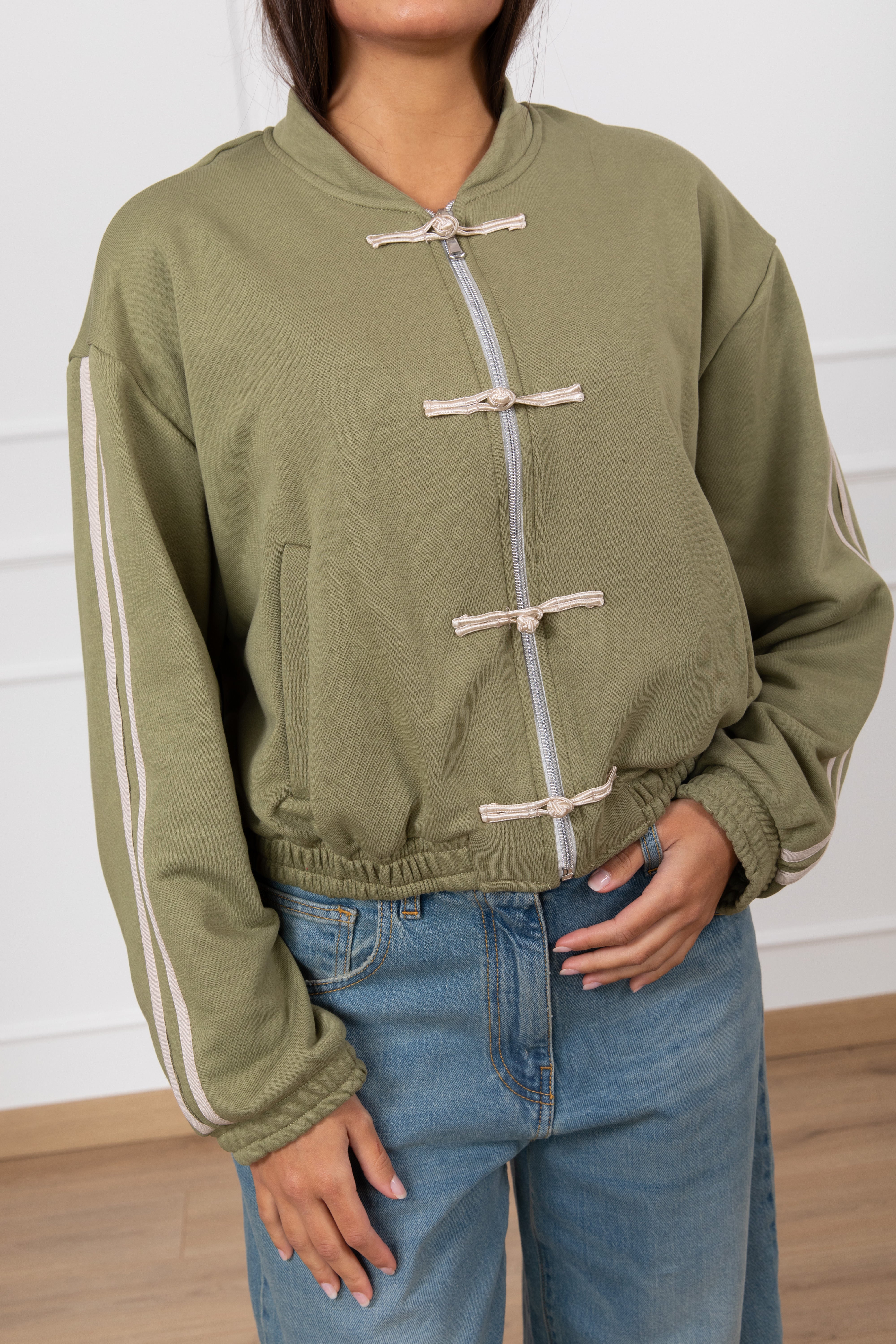 Felpa con bande laterali e alamari Dixie