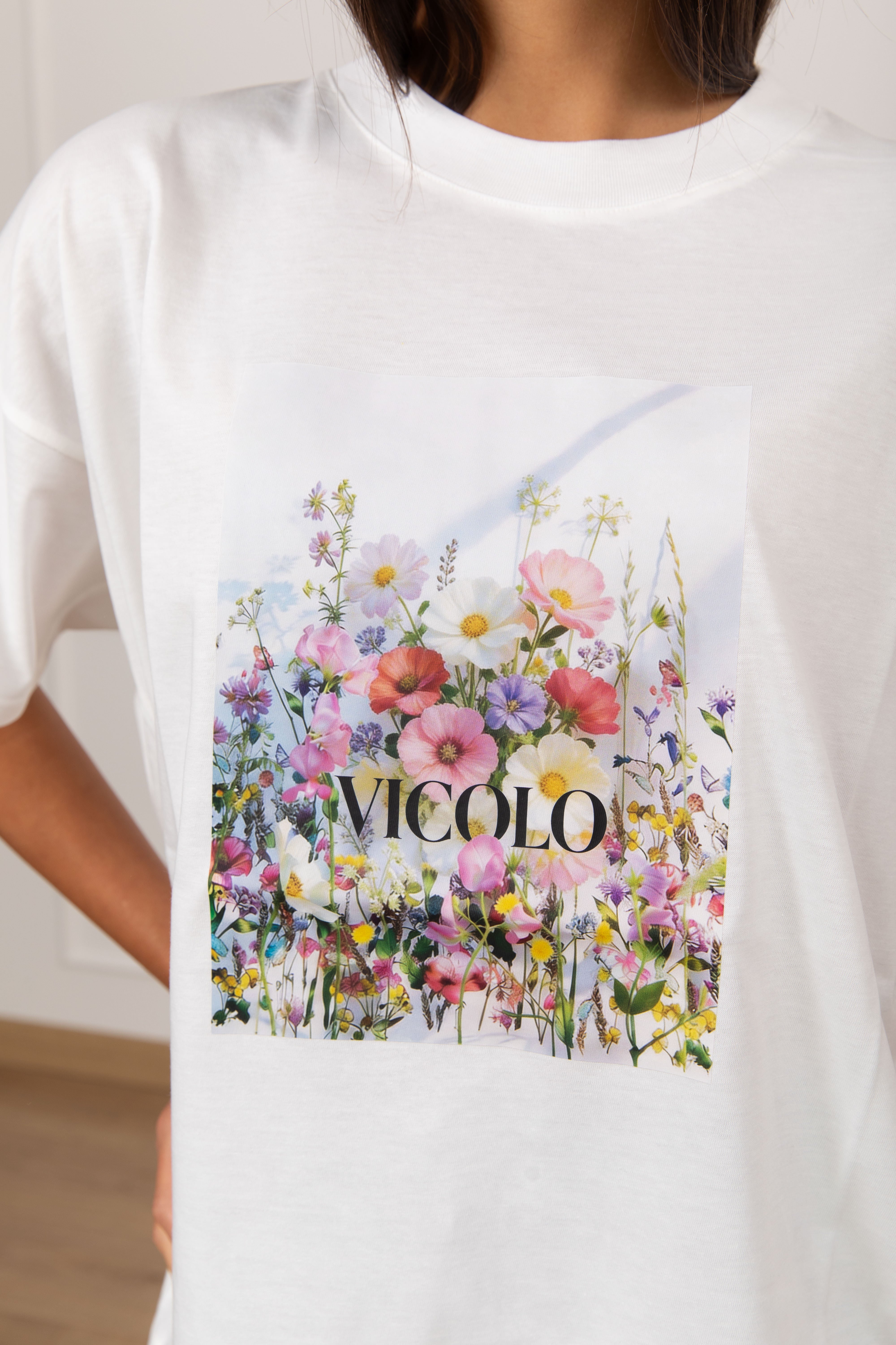 T-shirt over-size stampa flowers ViCOLO