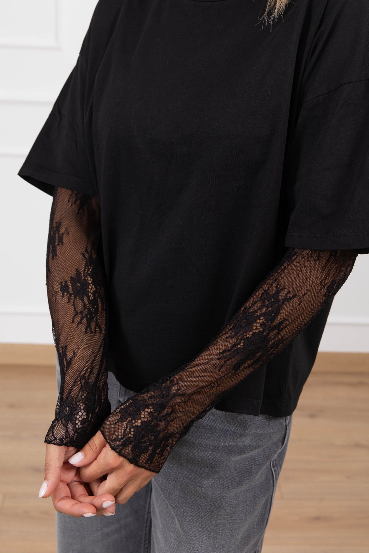 T-shirt con manica in pizzo Susy Mix