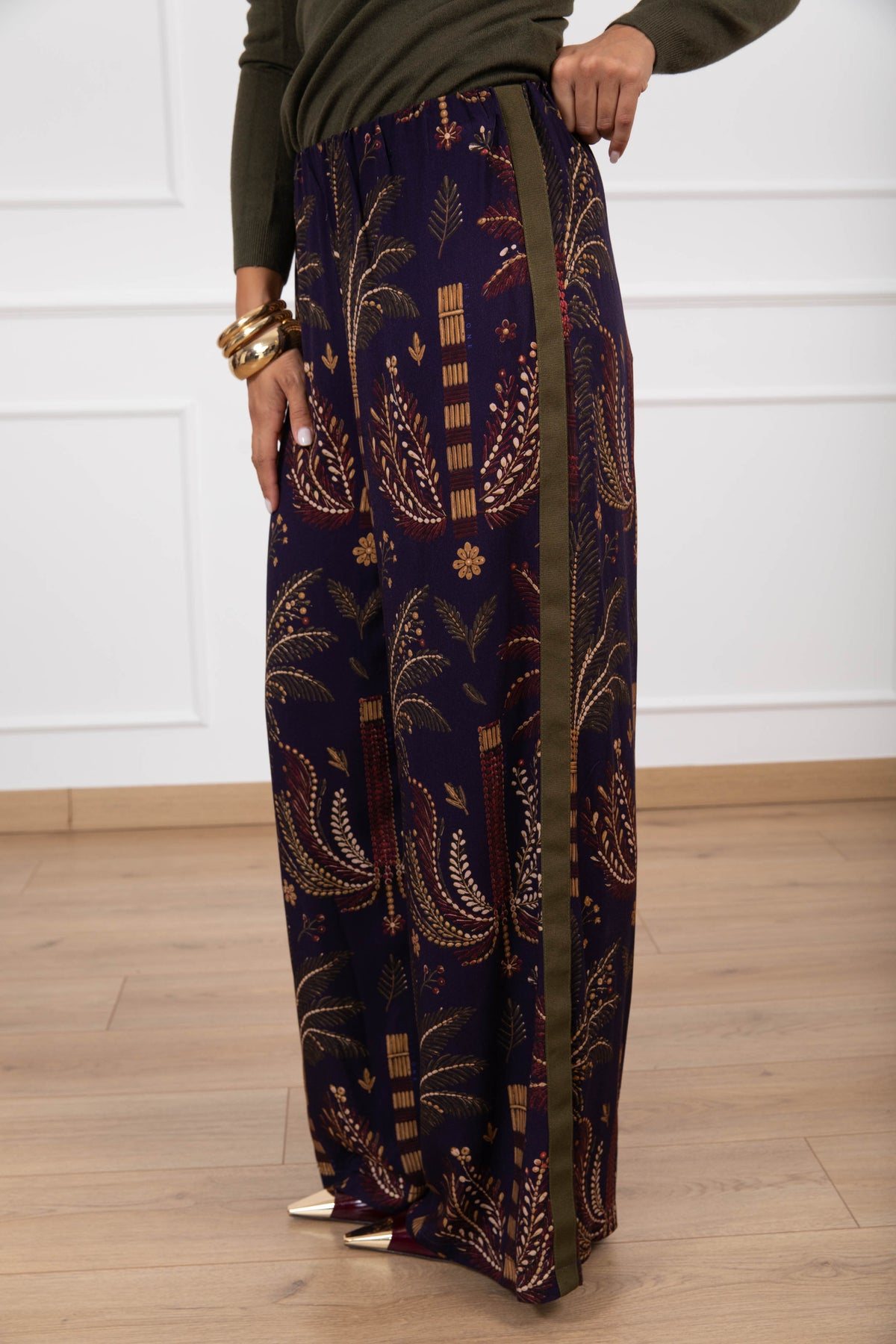 Pantalone stampa palme con banda laterale Haveone