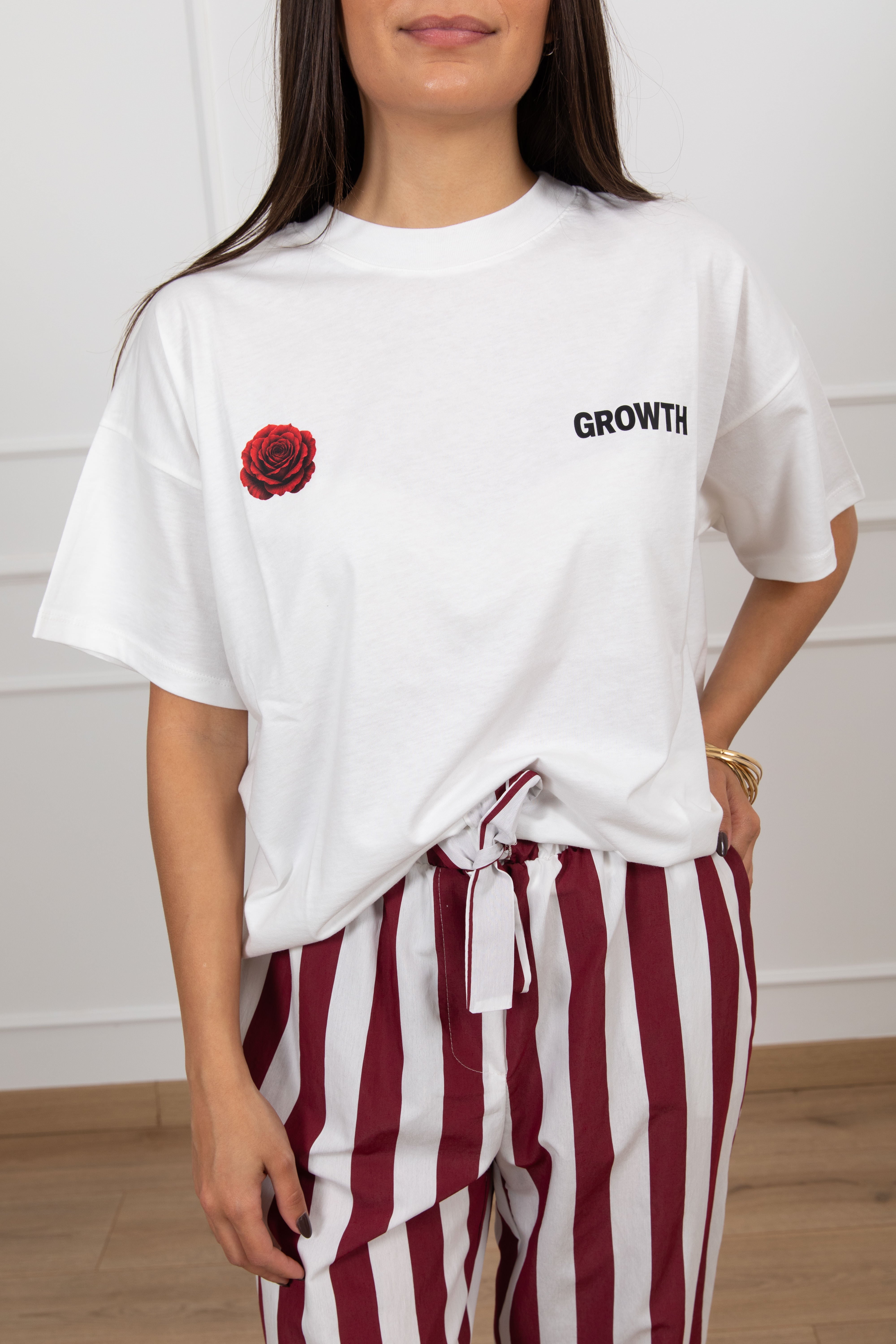 T-shirt stampa "Growth" sul retro ViCOLO