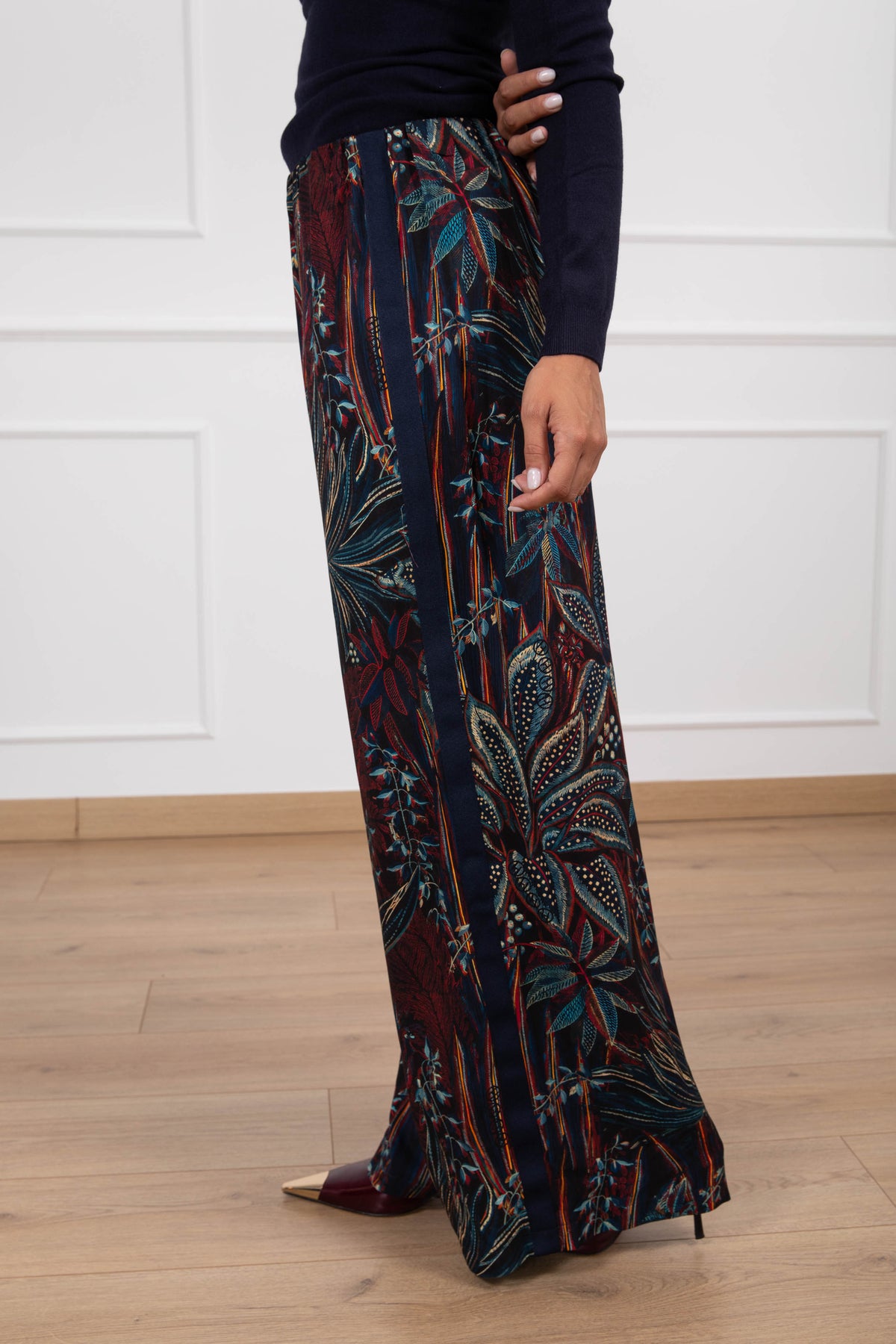 Pantalone stampa tropical con banda laterale Haveone