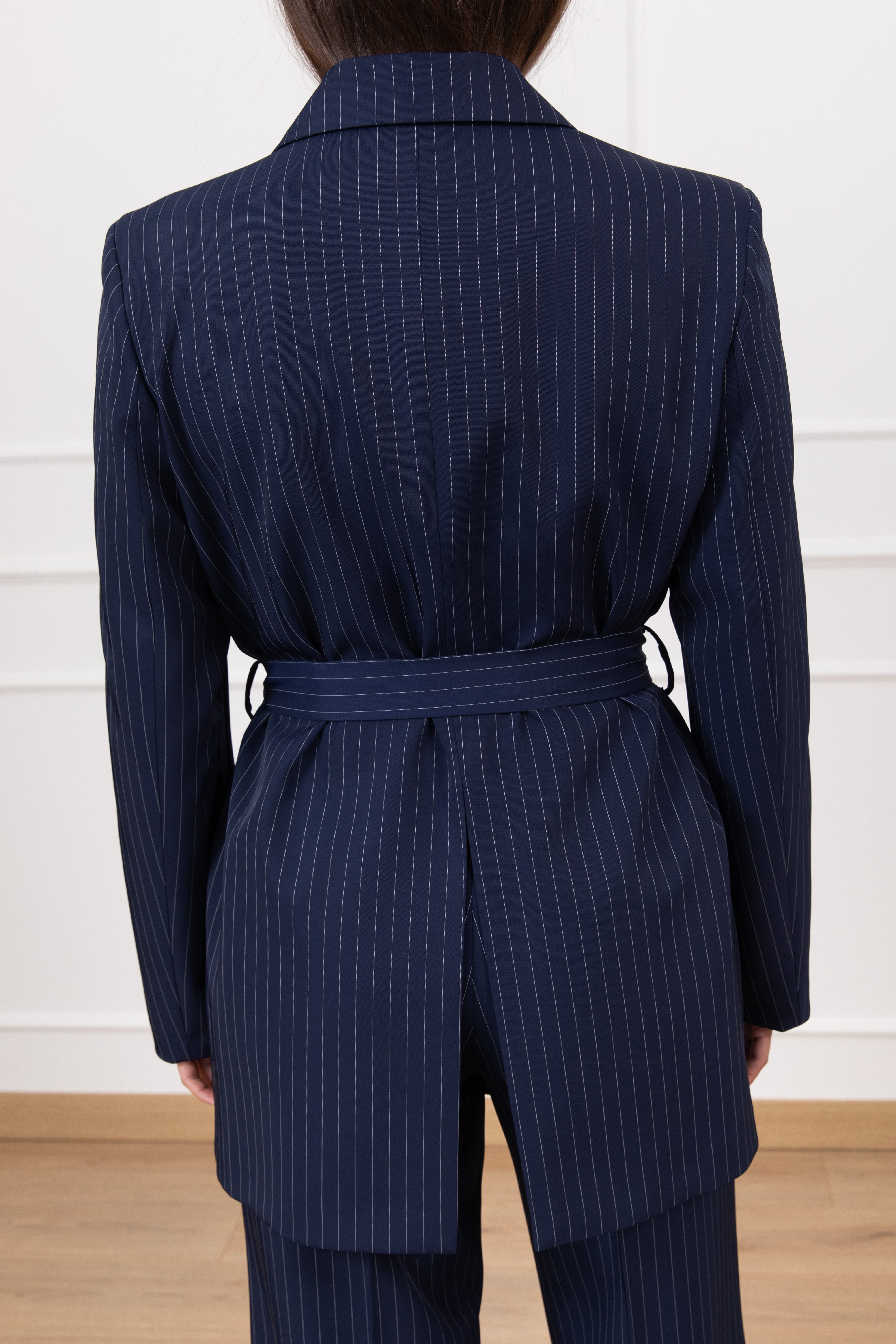 Giacca gessata con fusciacca ViCOLO