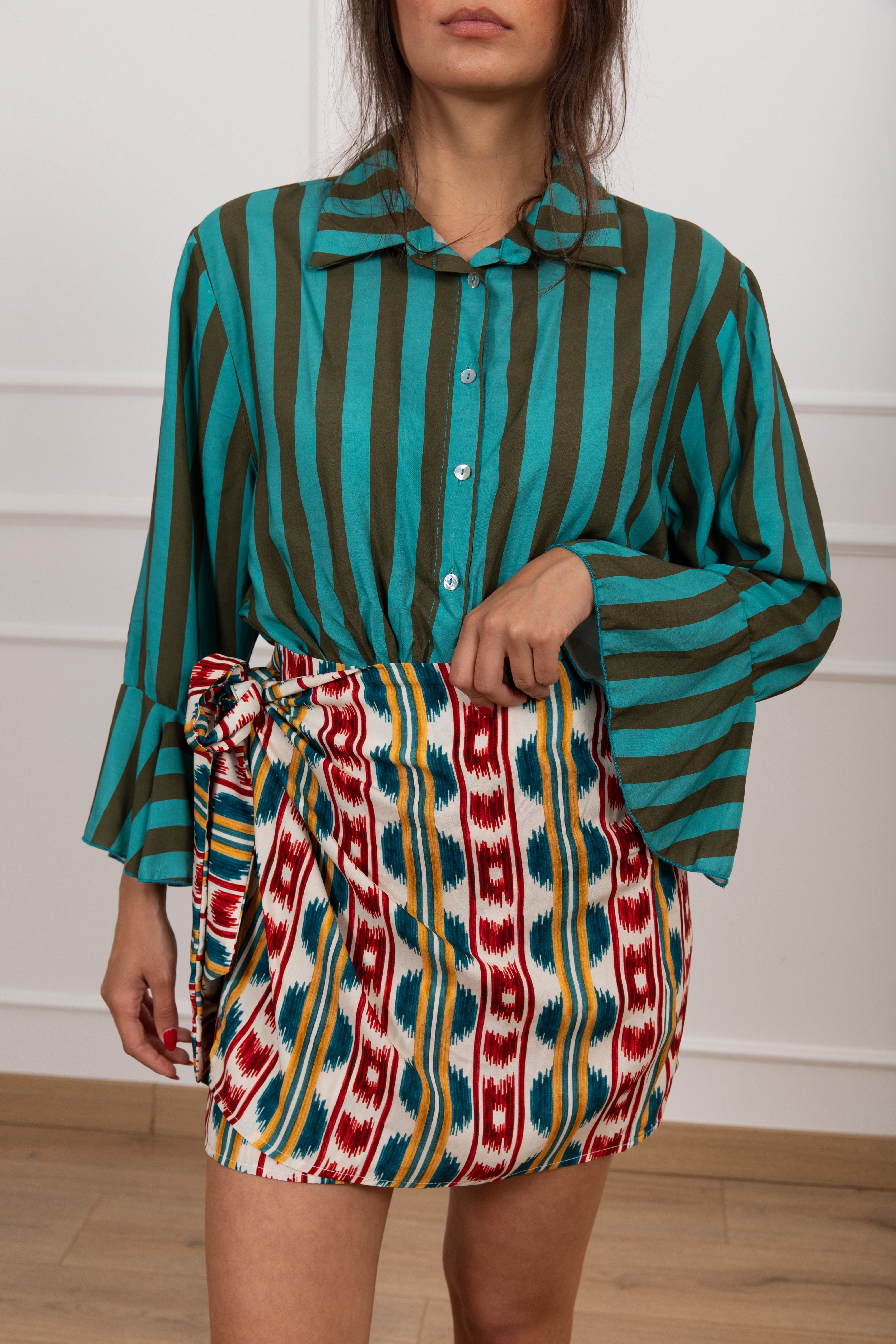 Coordinato camicia e gonna pareo fantasia etnica ViCOLO