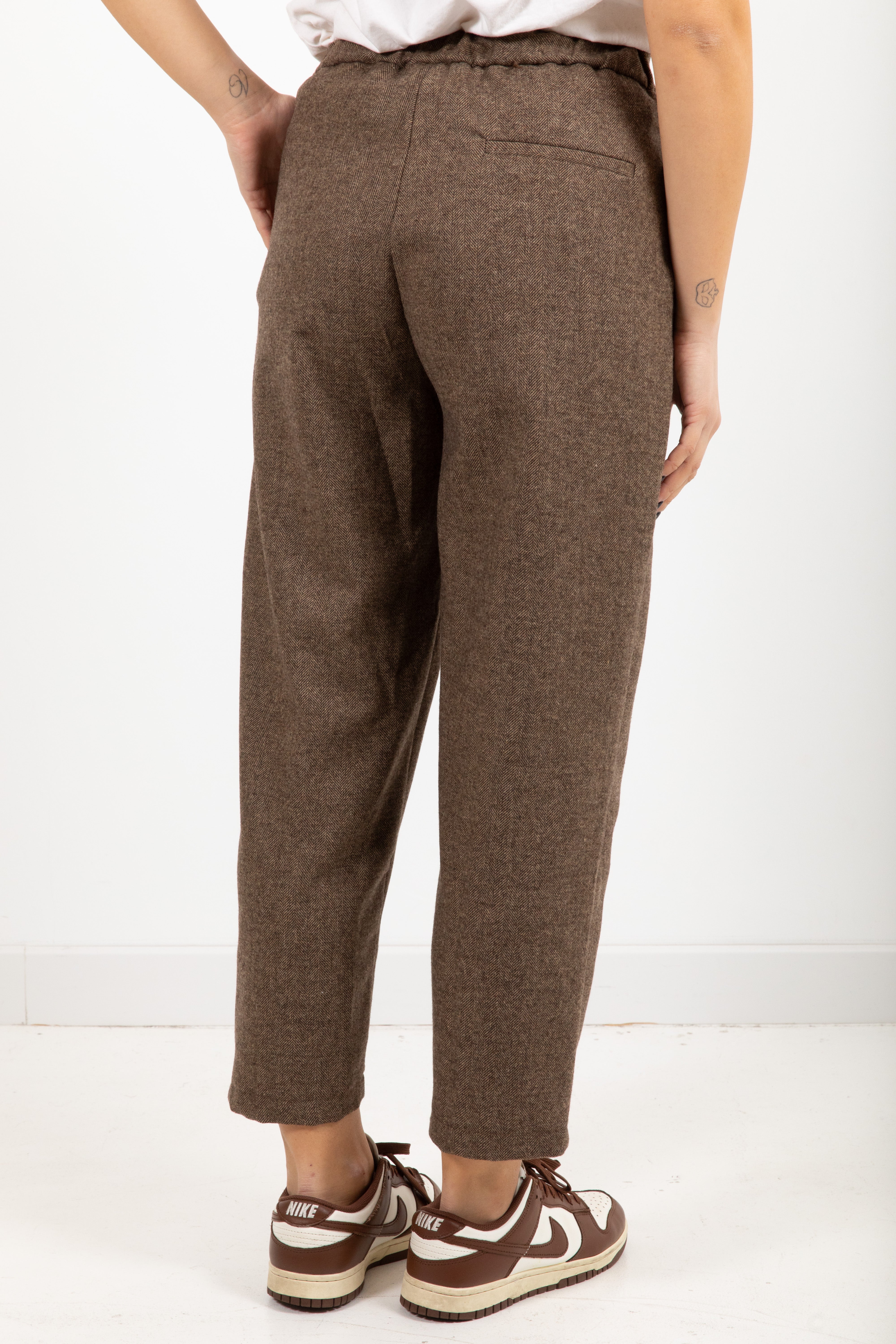 Pantalone carrot-fit micro-spigato in flanella ViCOLO