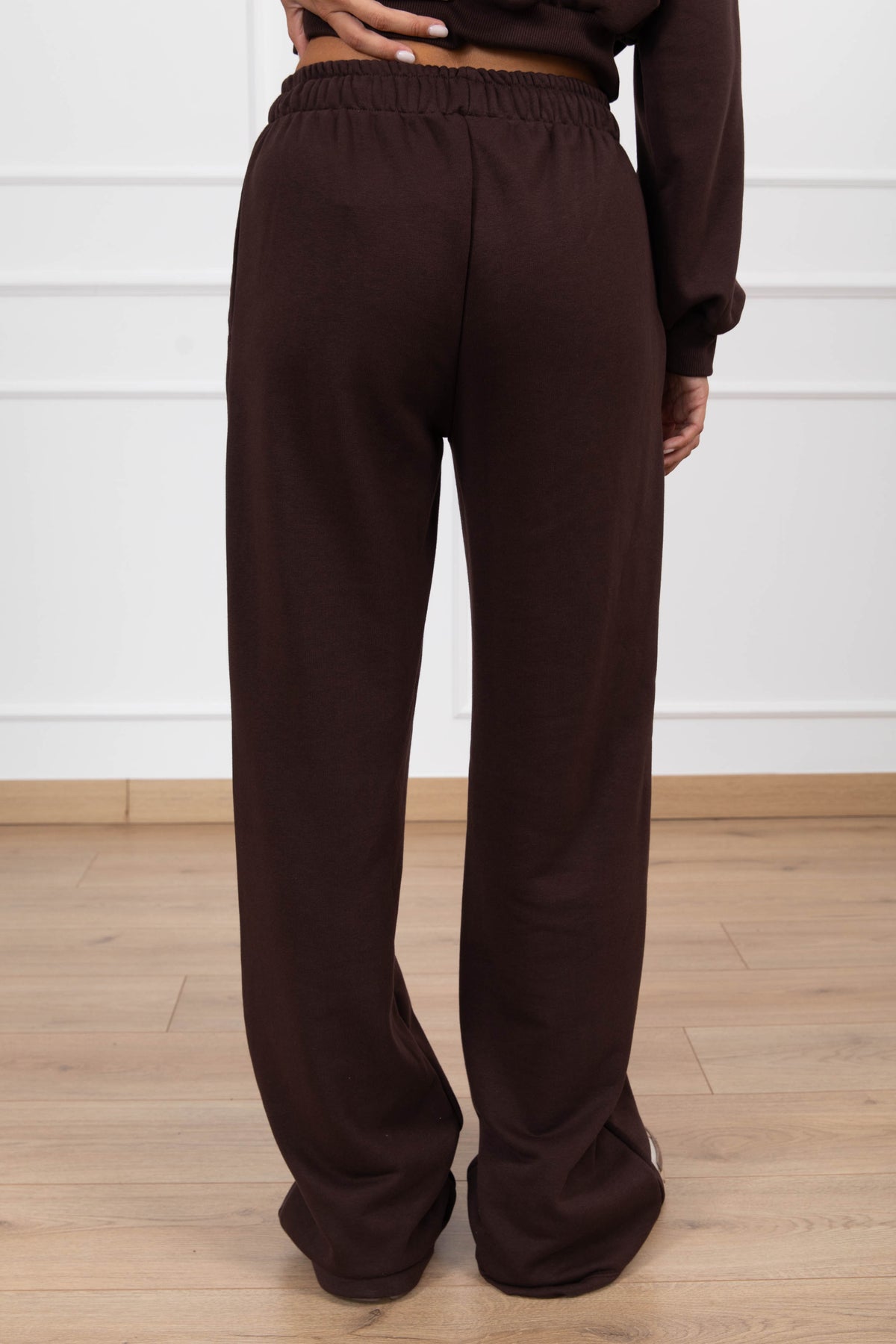 Jogger con monogram variante cacao Susy Mix Fitness