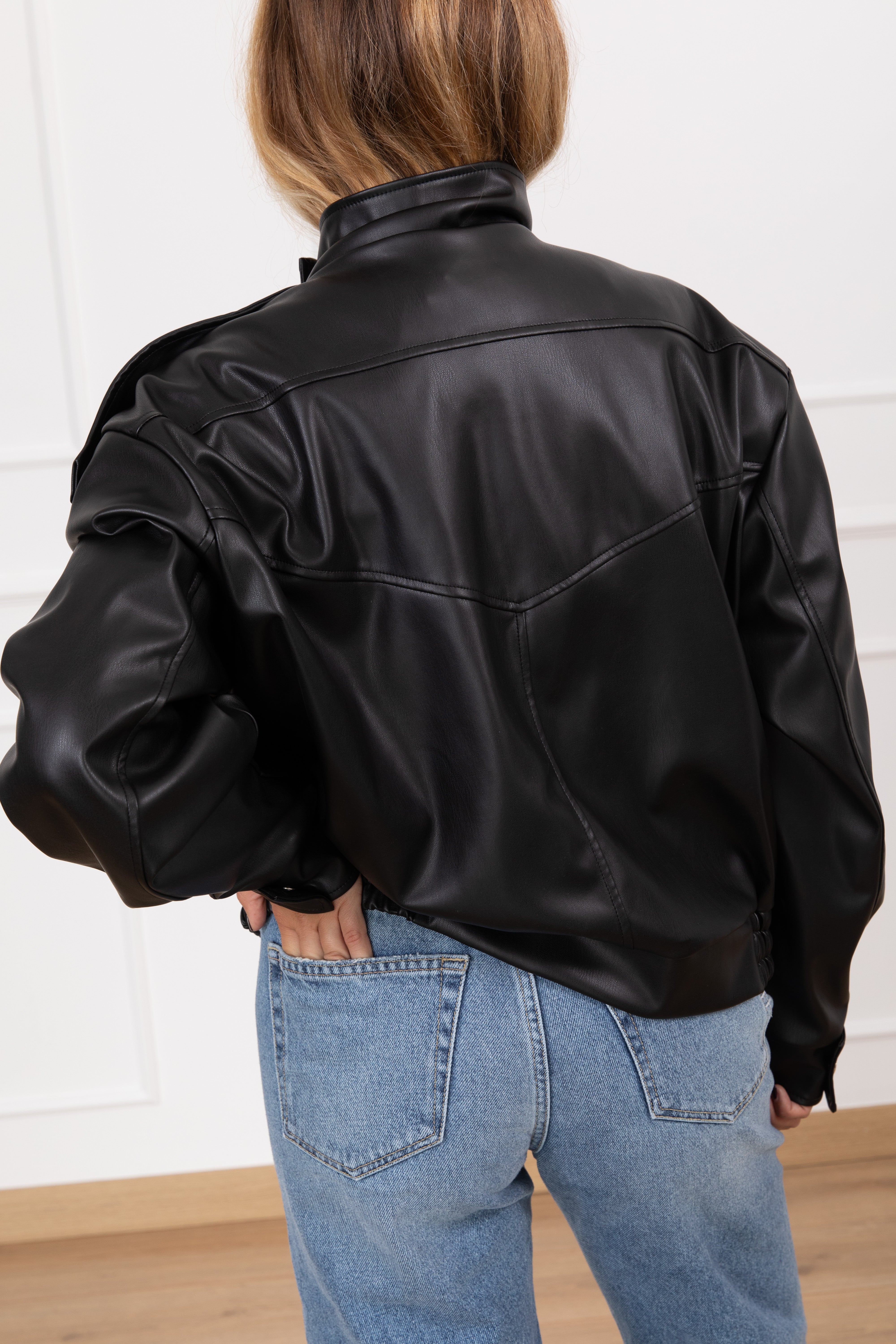 Bomber in eco-pelle con collo ad anello ViCOLO