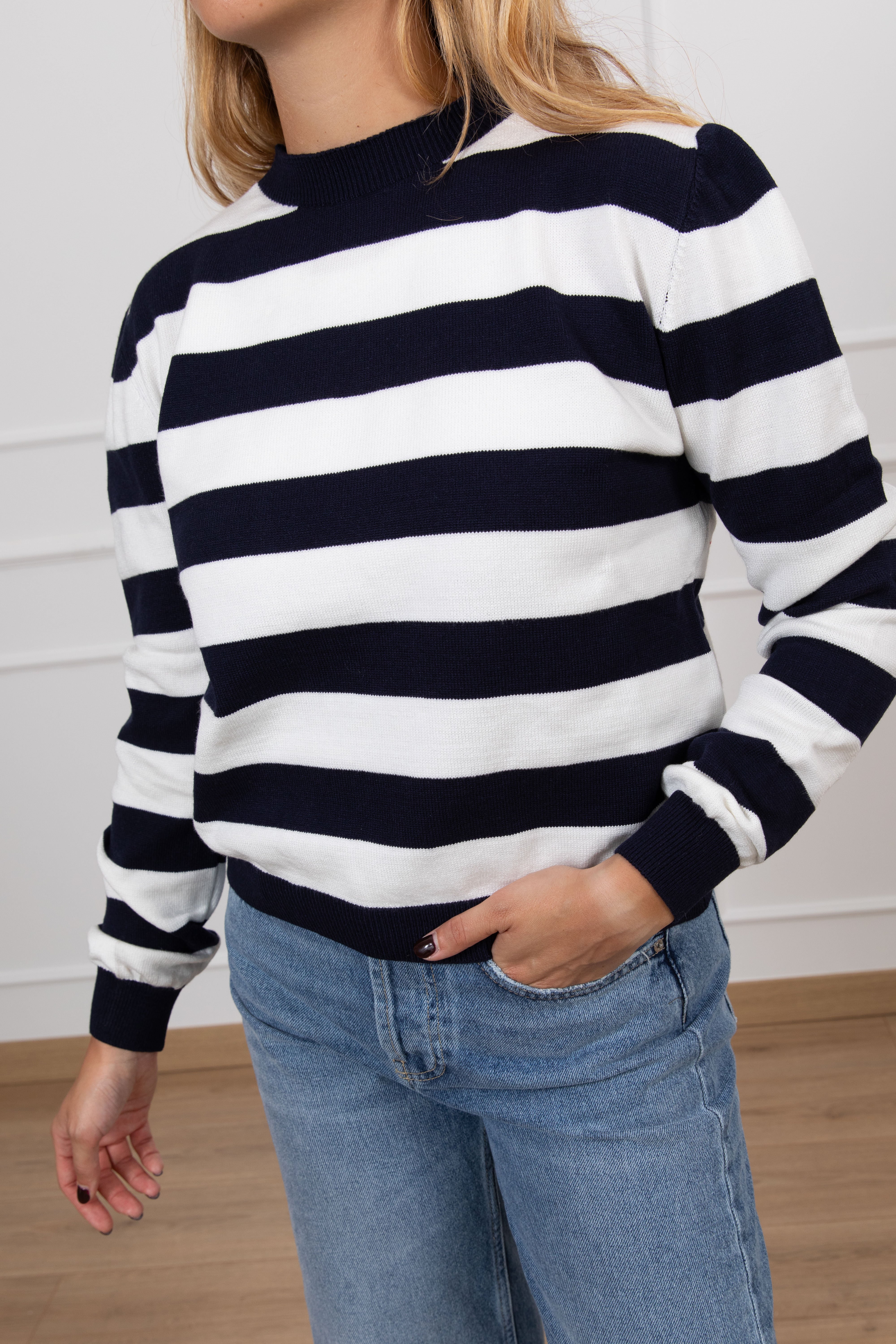 Maglia girocollo in viscosa a righe Tensione IN