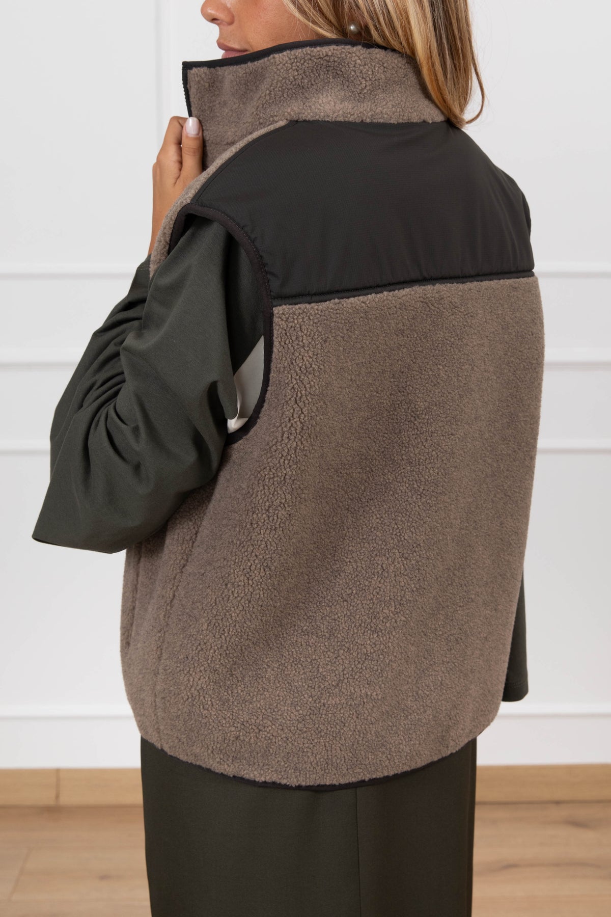 Gilet teddy variante tortora ViCOLO