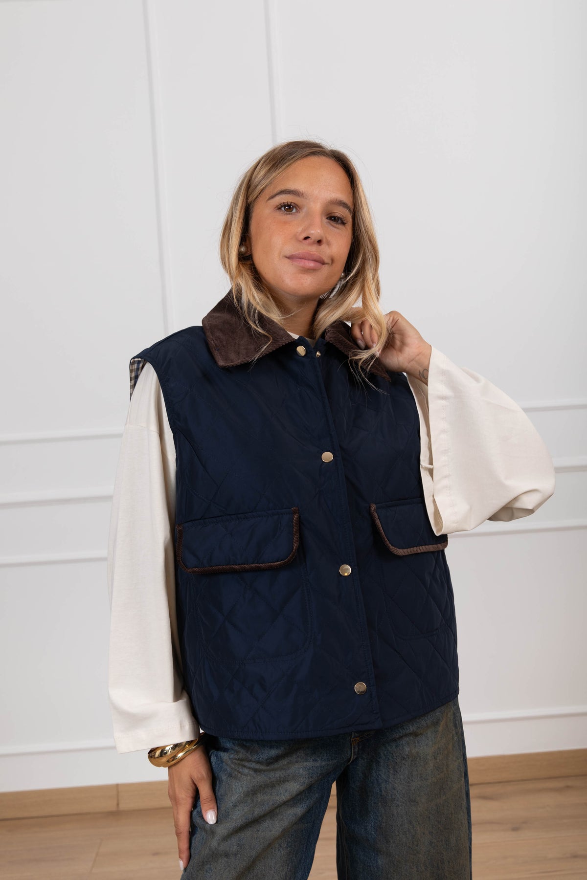 Gilet trapuntato con inserti in velluto variante blu Tensione IN