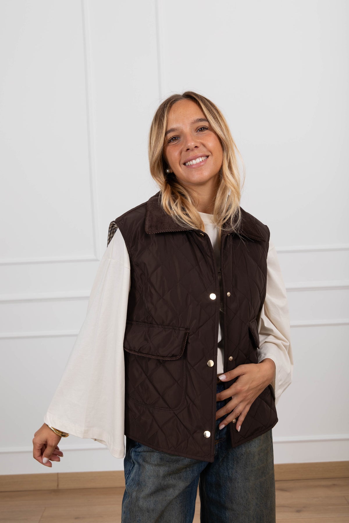 Gilet trapuntato con inserti velluto variante moro Tensione IN
