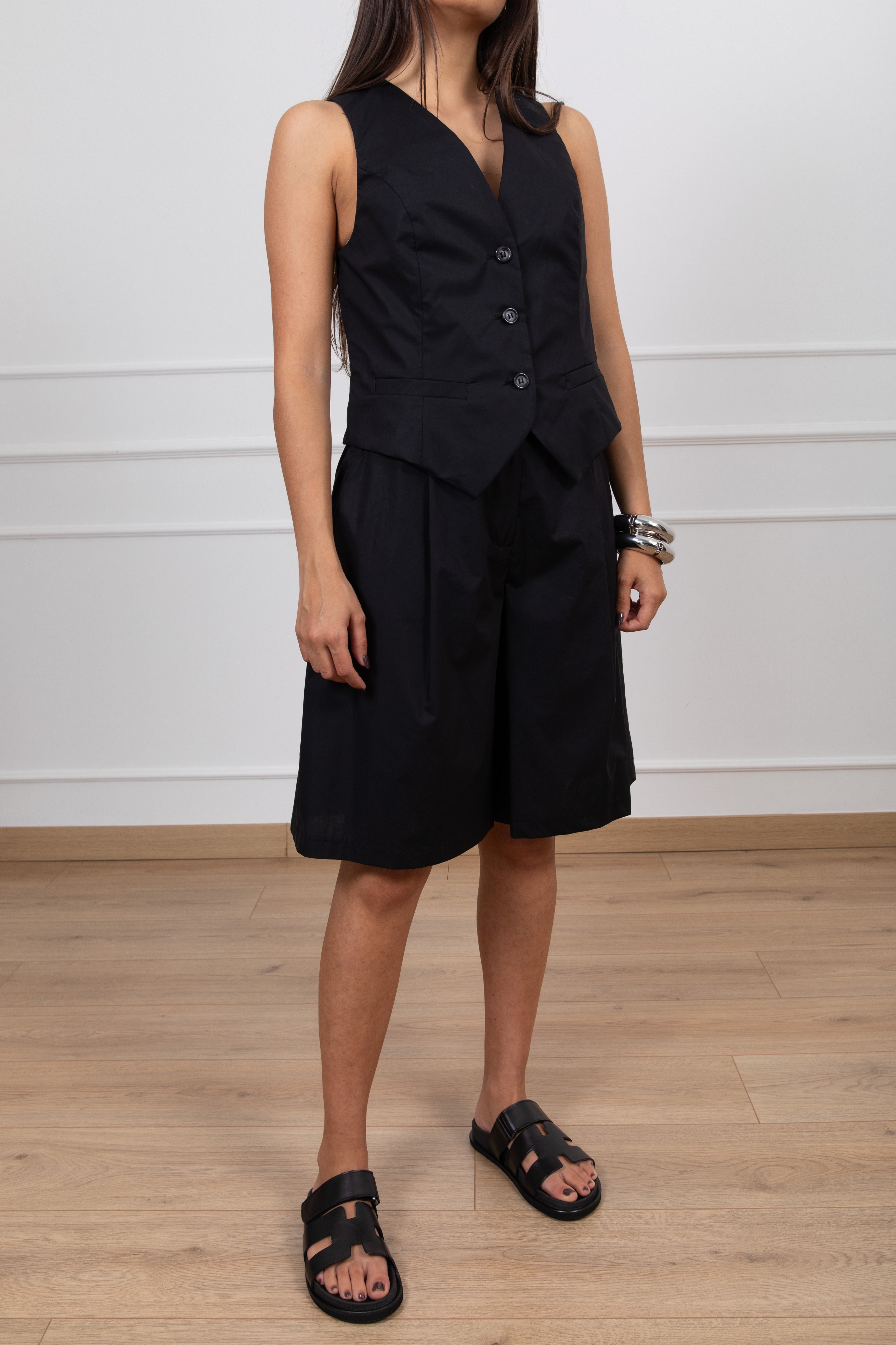 Coordinato gilet e bermuda con elastico sul retro ViCOLO