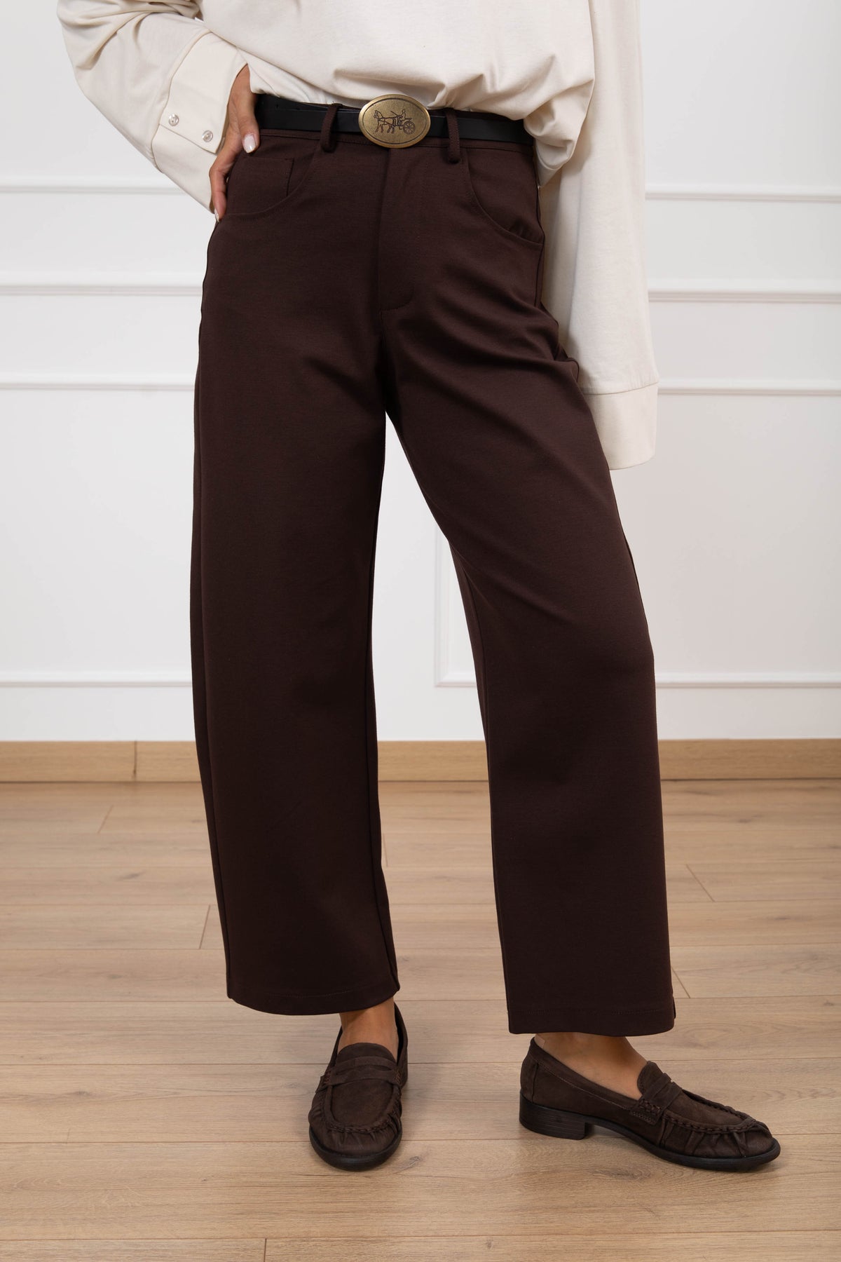 Pantalone 5 tasche in punto milano con cintura placca variante moro Tensione IN