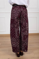 Pantalone 5 tasche fantasia bandana variante vino Tensione IN