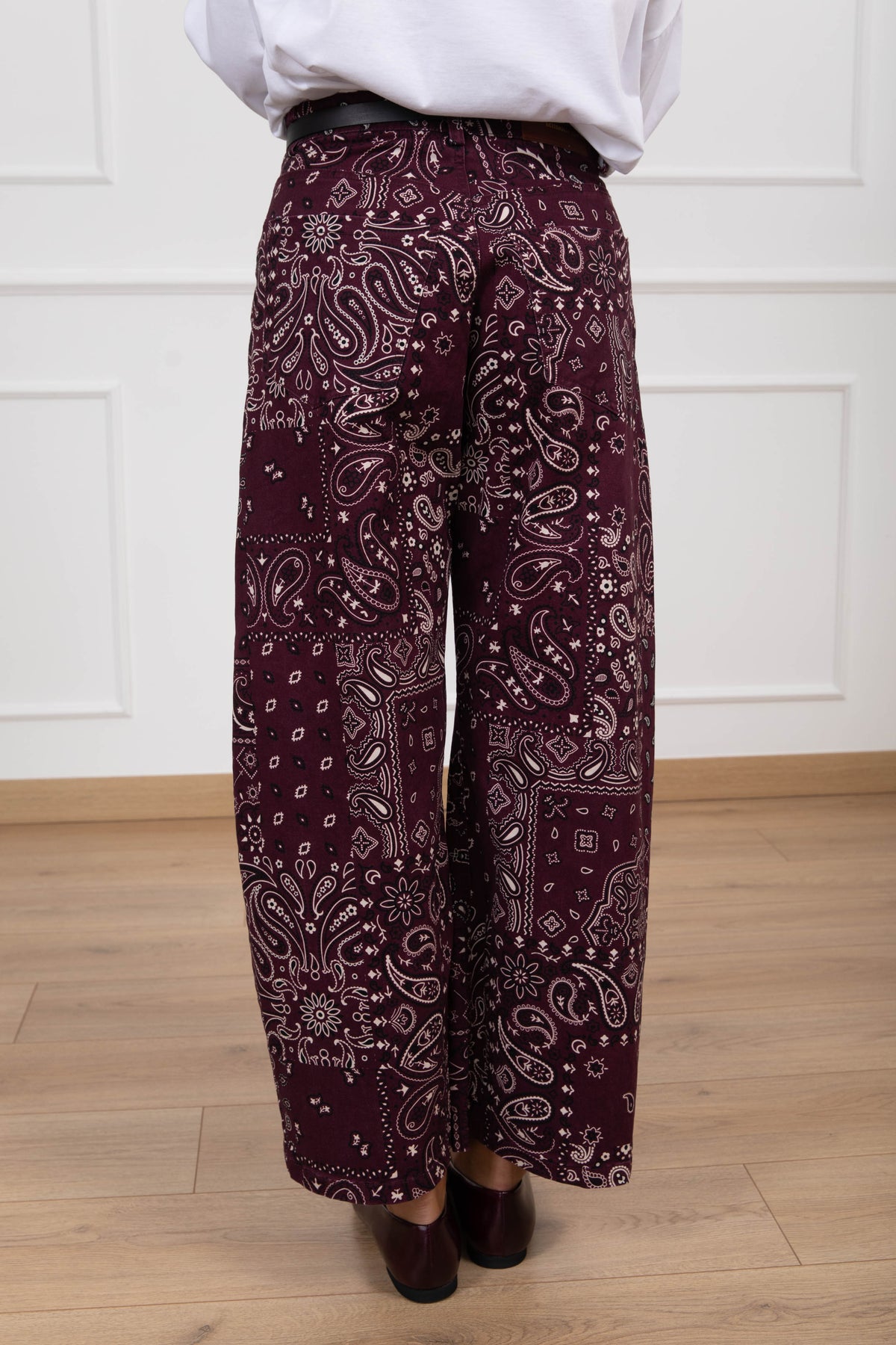 Pantalone 5 tasche fantasia bandana variante vino Tensione IN