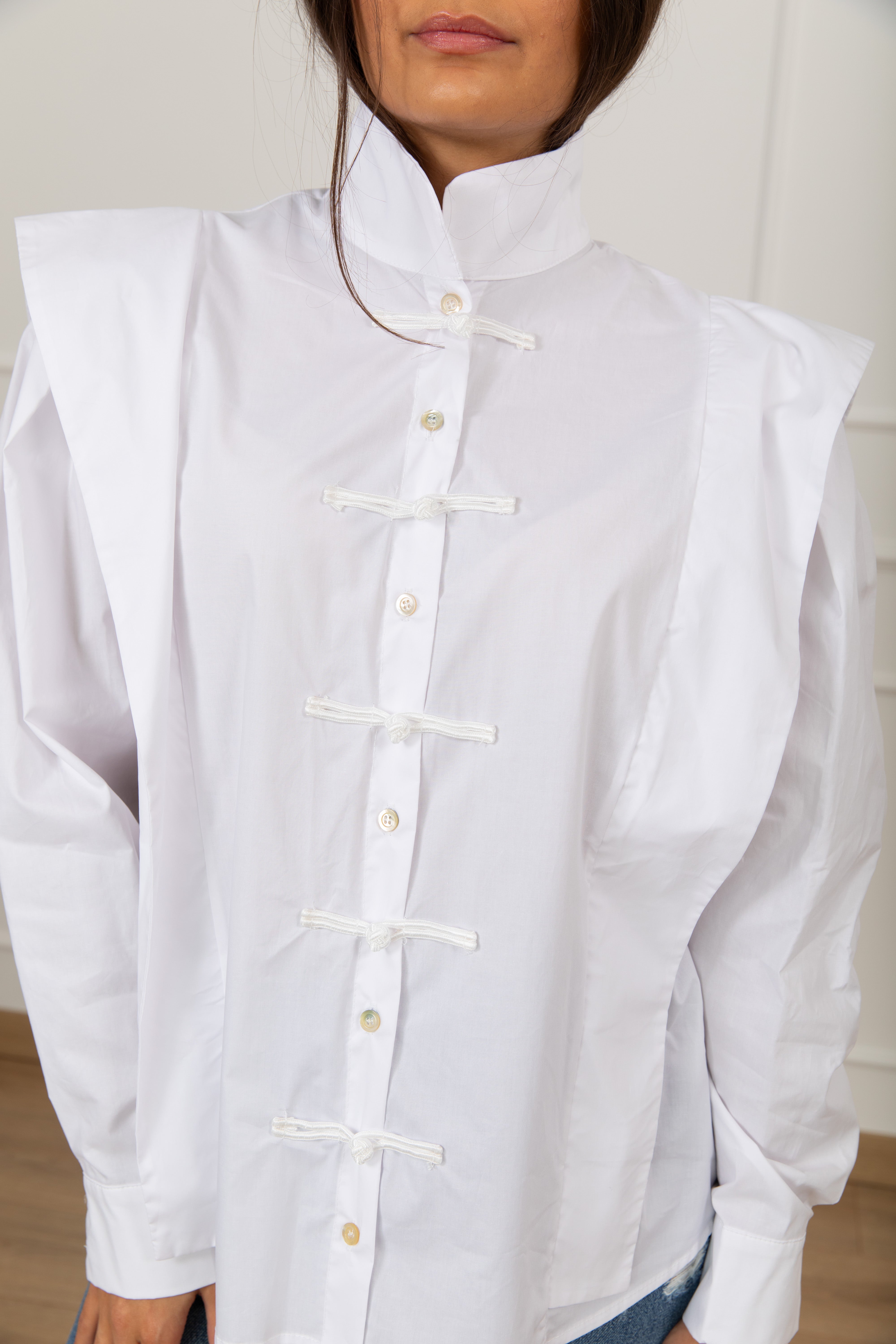 Camicia con alamari e alette Motel