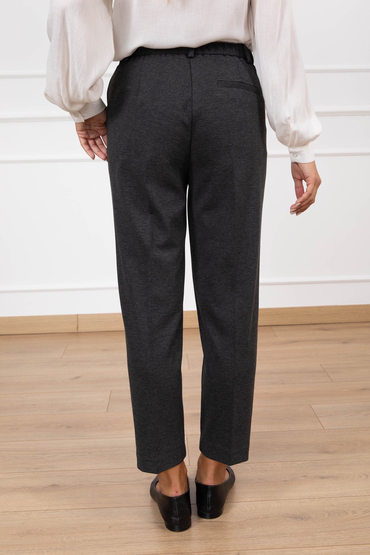 Pantalone sigaretta in punto milano variante antracite ViCOLO