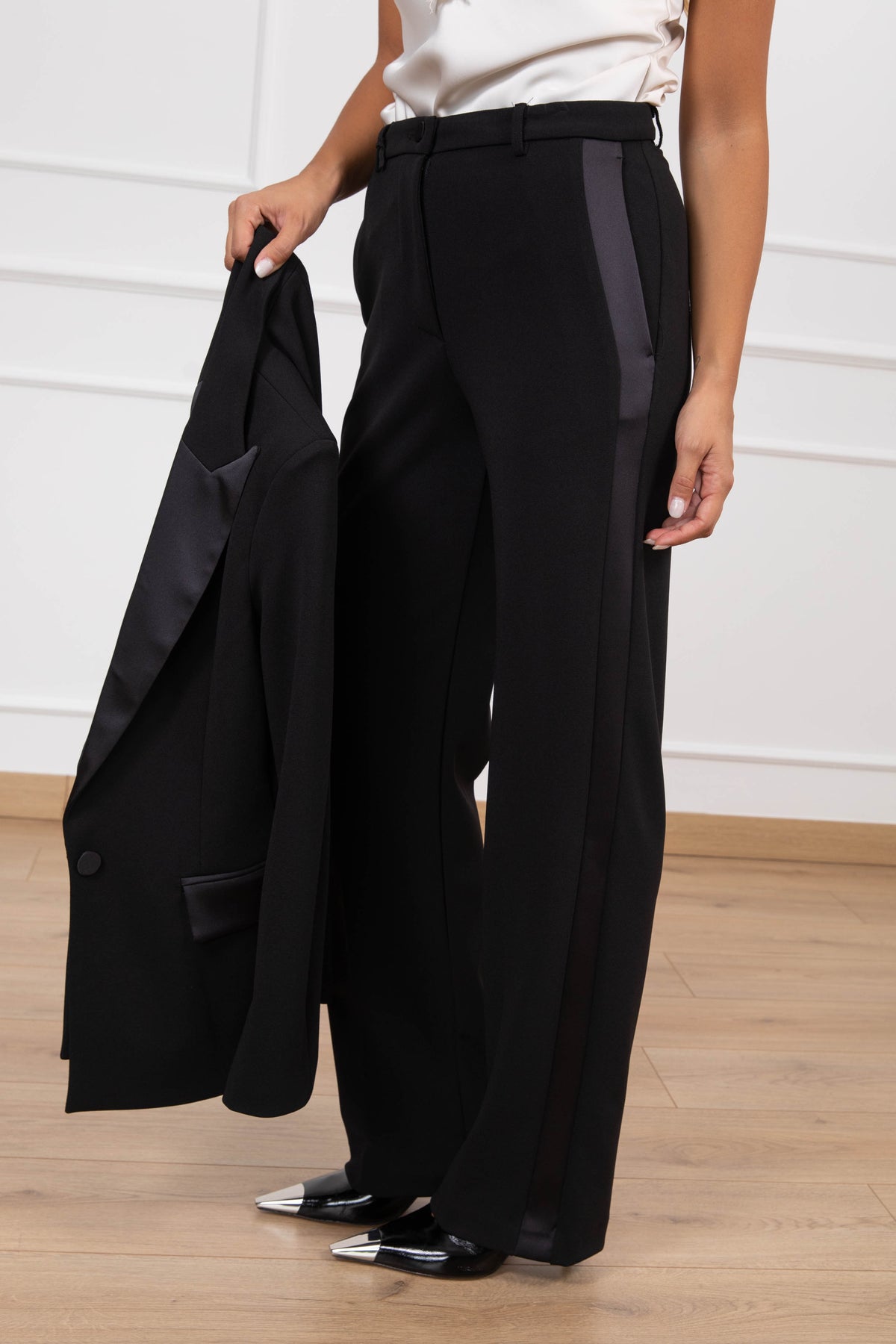 Pantalone gamba dritta con banda in raso variante nero ViCOLO