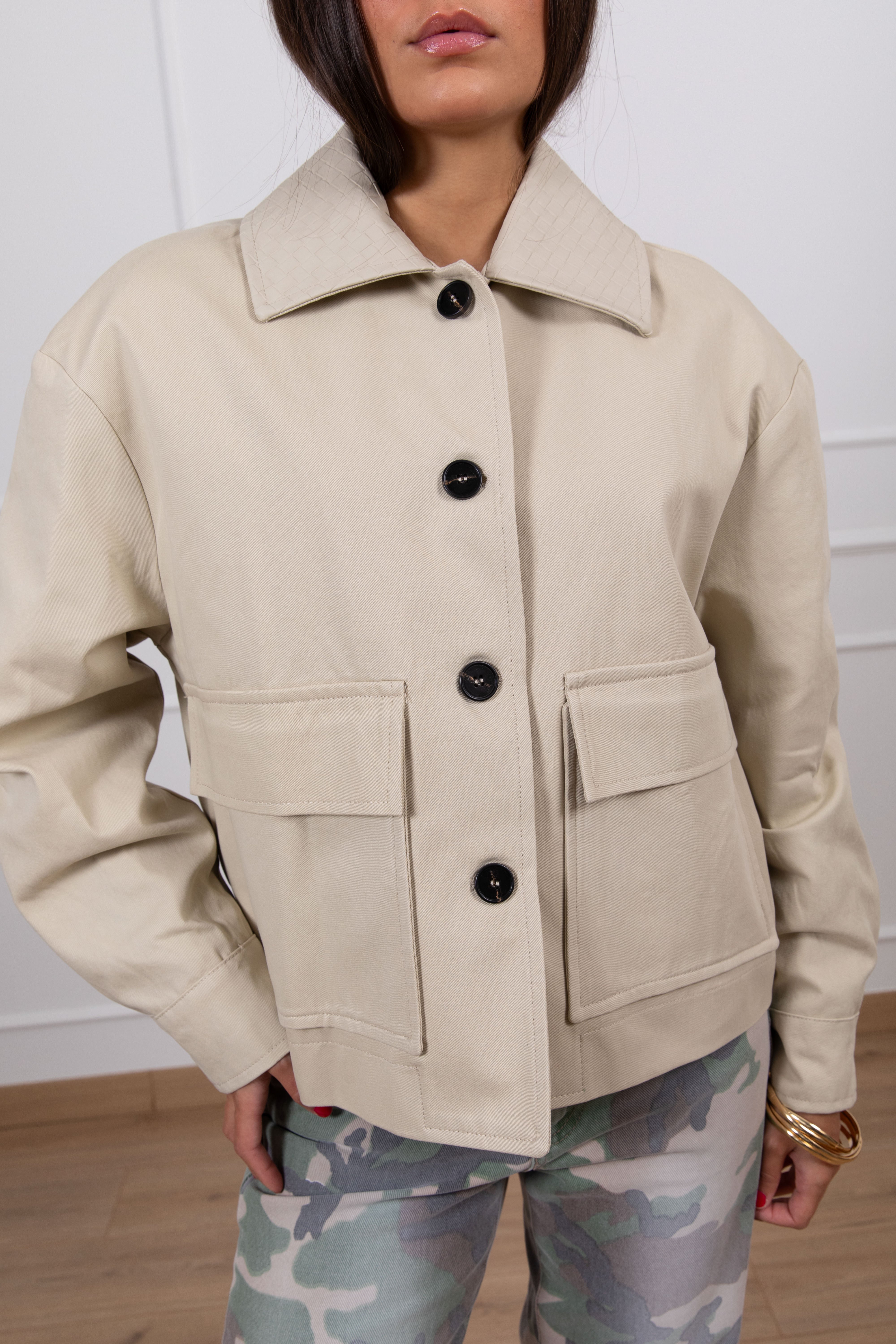 Giaccone in canvas con tasche e colletto in eco-pelle intrecciata Tensione IN