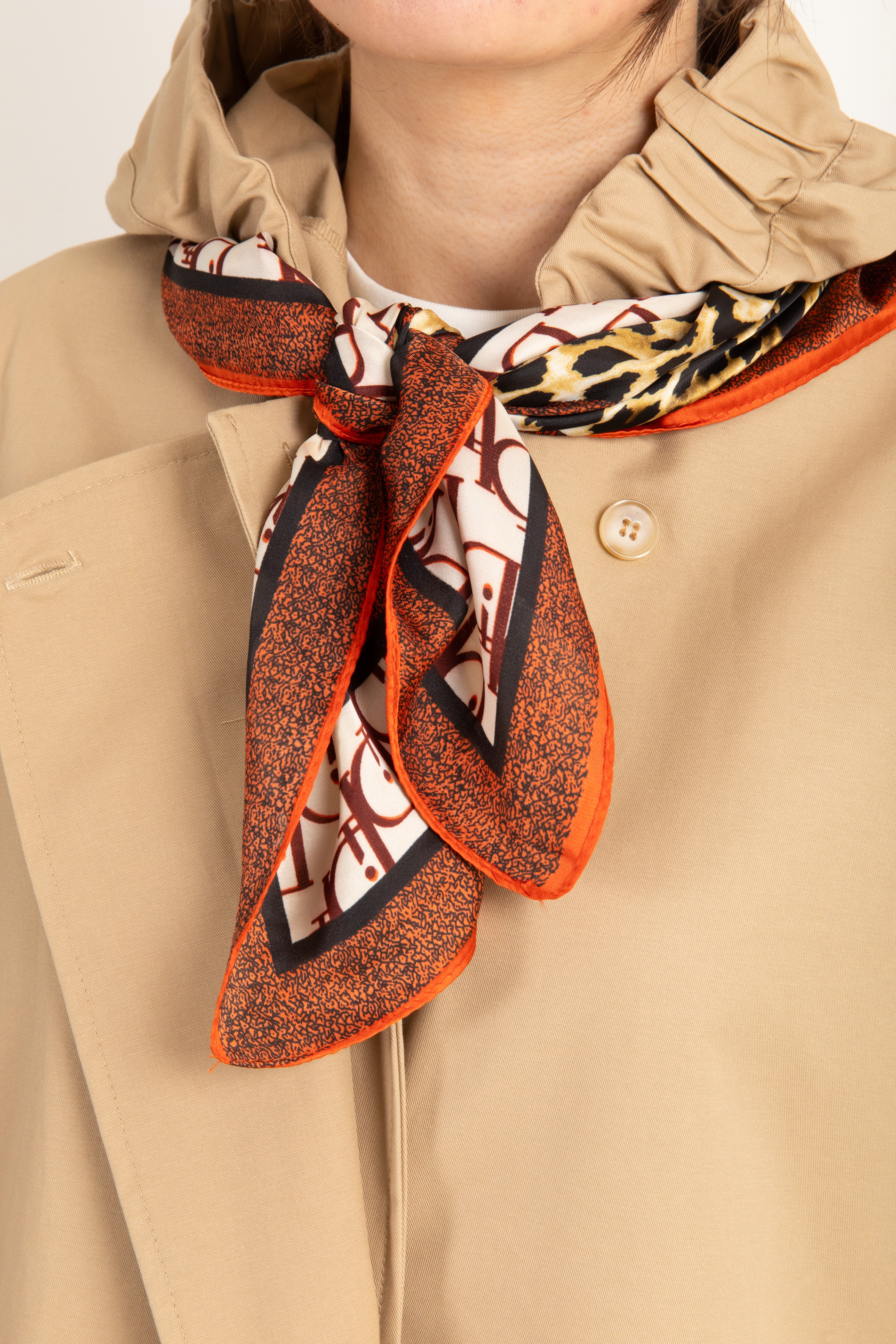 Trench con foulard Susy Mix