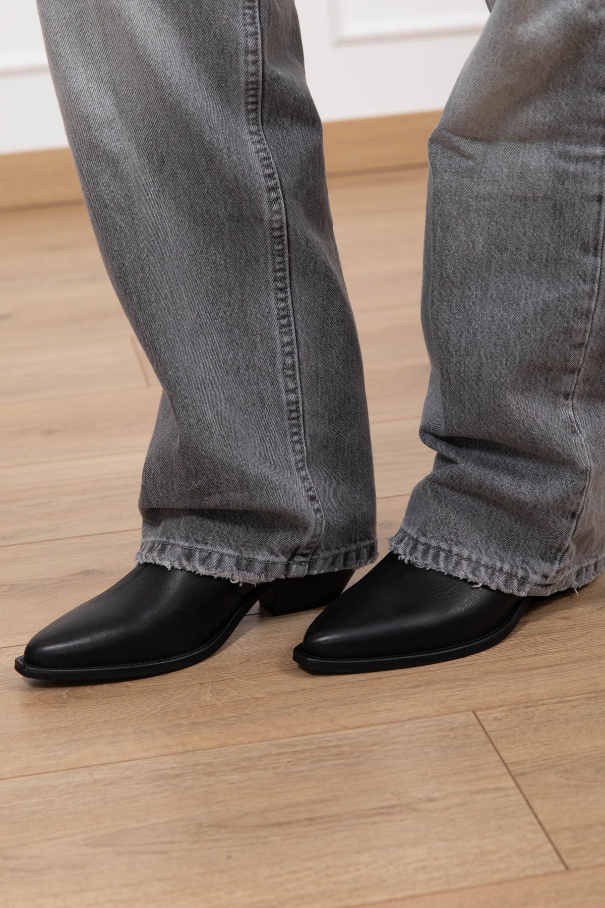 Texano basso in pelle Ovyè