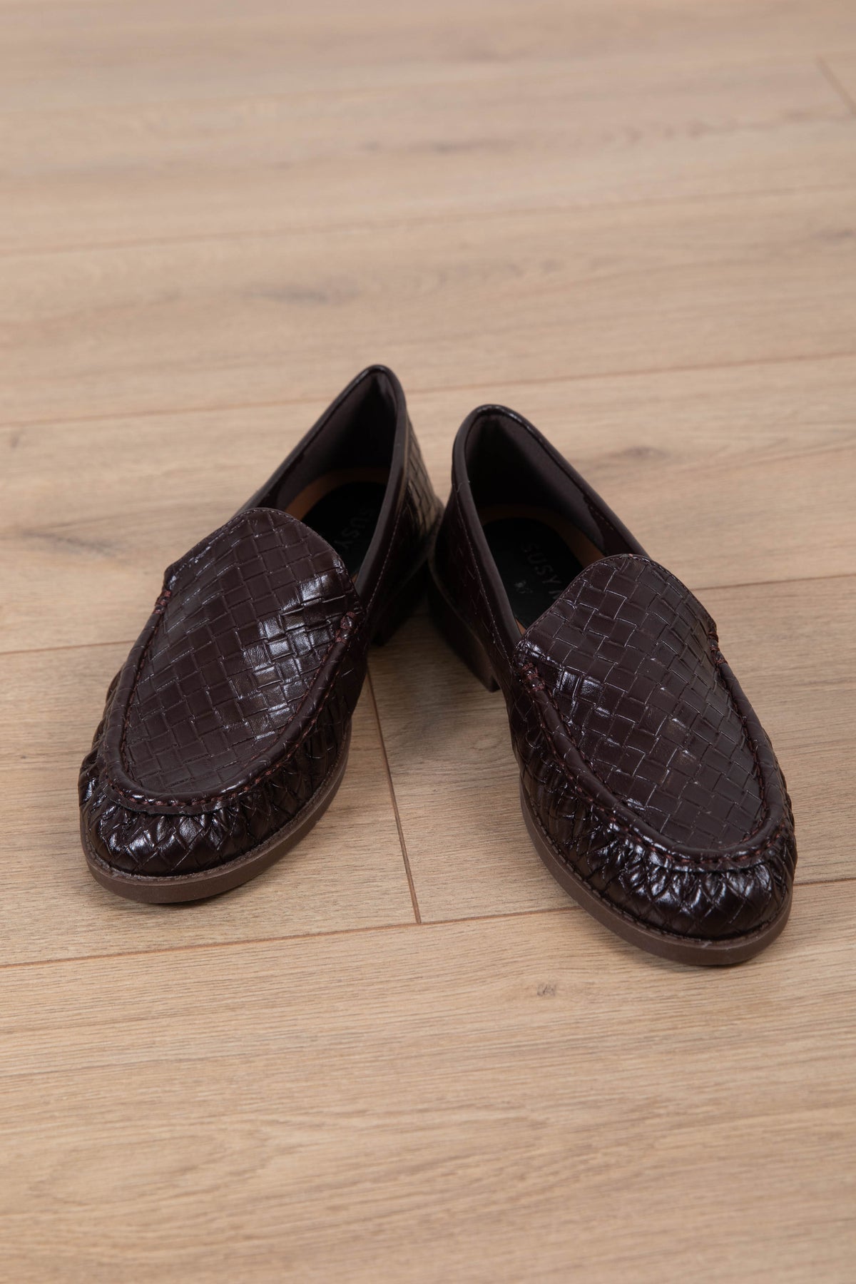 Mocassino in eco-pelle intrecciata variante moro Susy Mix